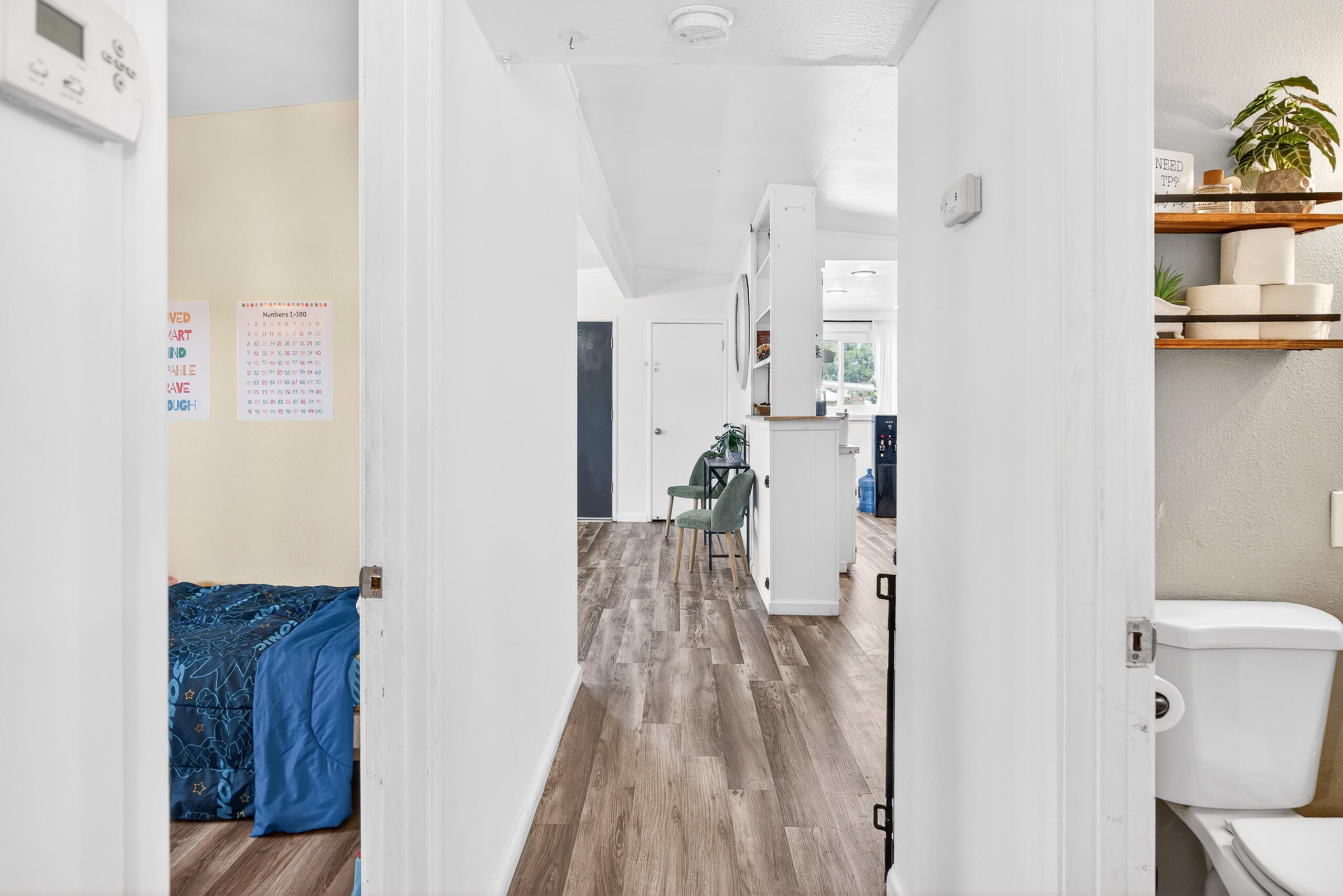 915 Neville St, Hanford, CA 93230