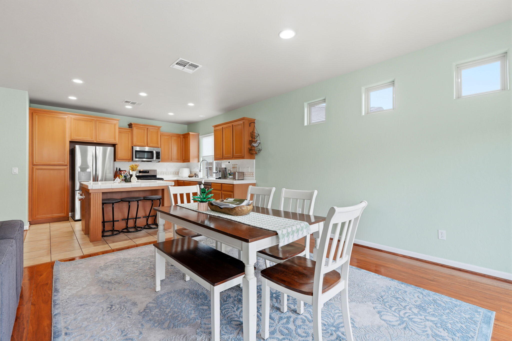 1428 N Leila St, Visalia, CA 93291