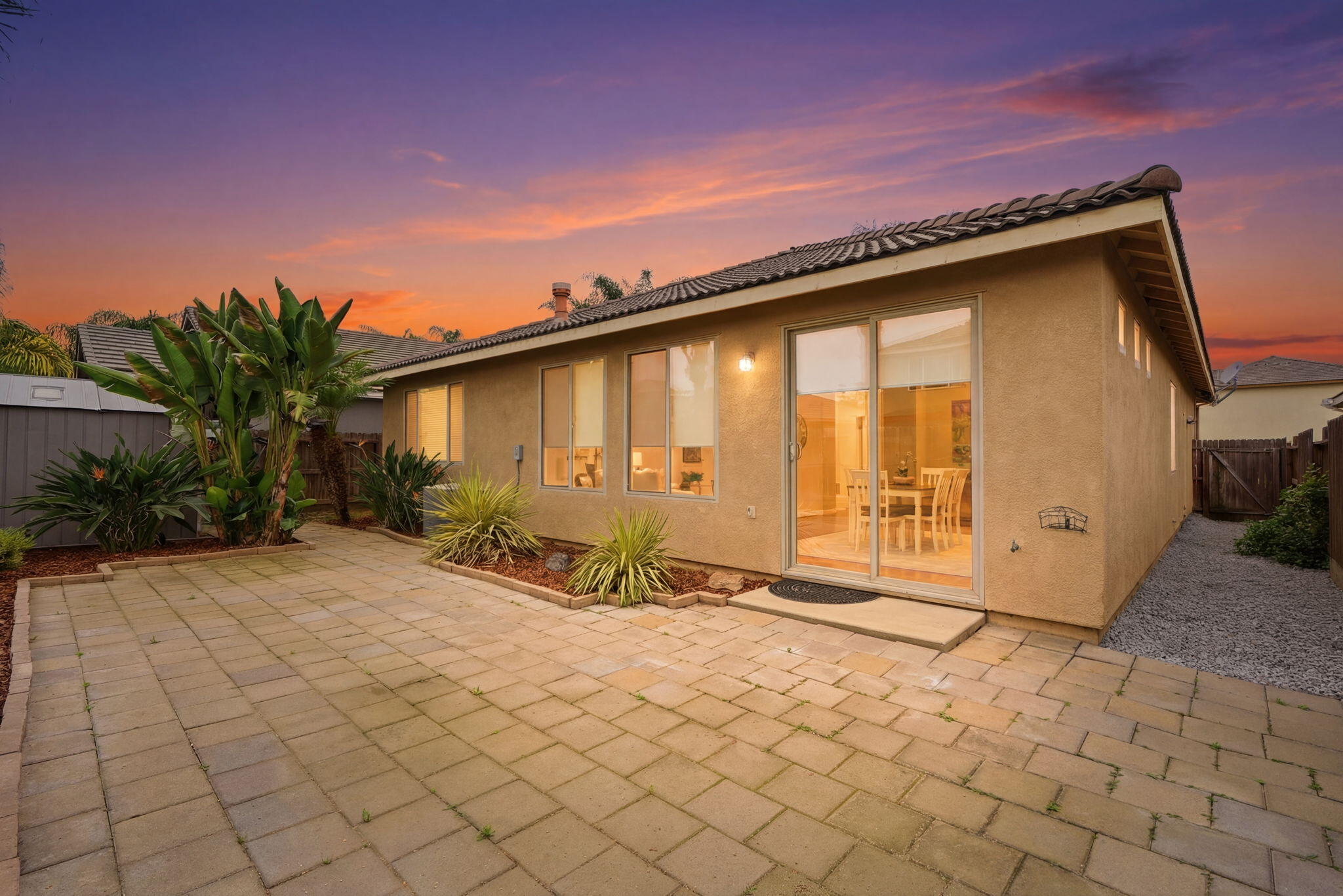 1428 N Leila St, Visalia, CA 93291