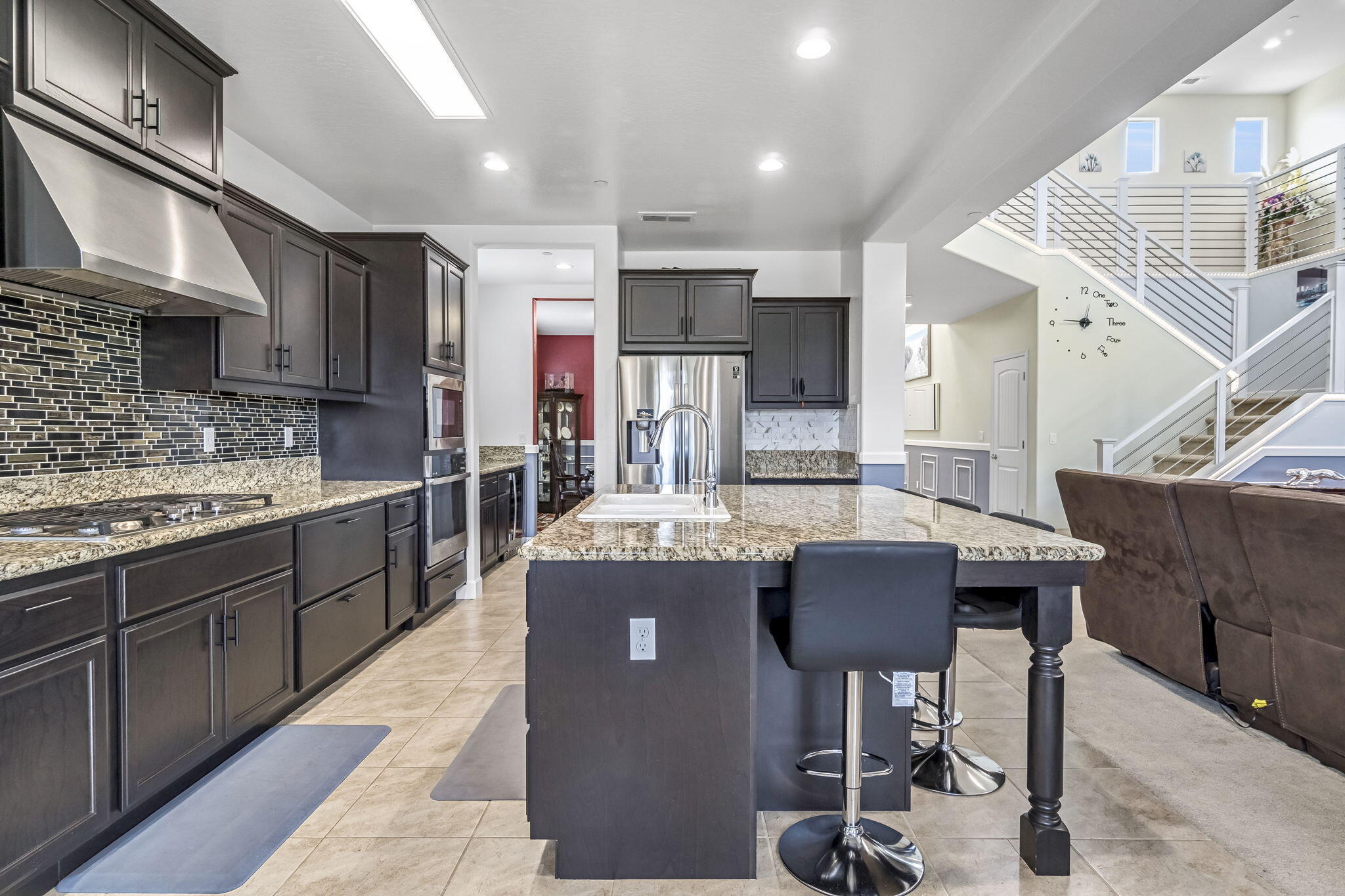 3405 W W Kamm Ave, Dinuba, CA 93618