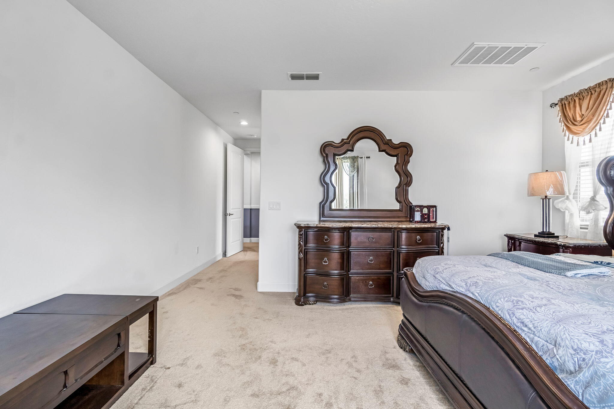 3405 W W Kamm Ave, Dinuba, CA 93618