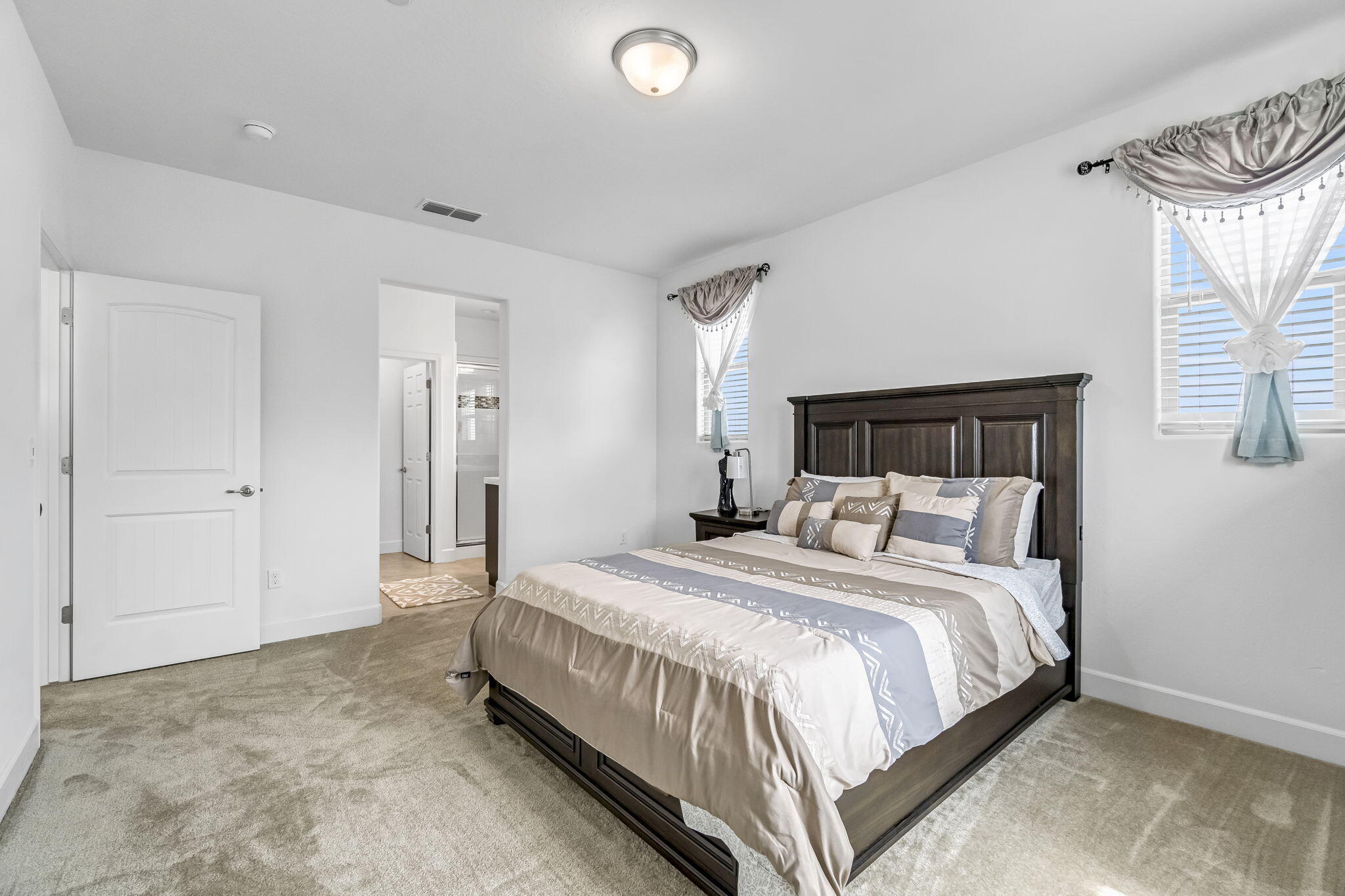 3405 W W Kamm Ave, Dinuba, CA 93618