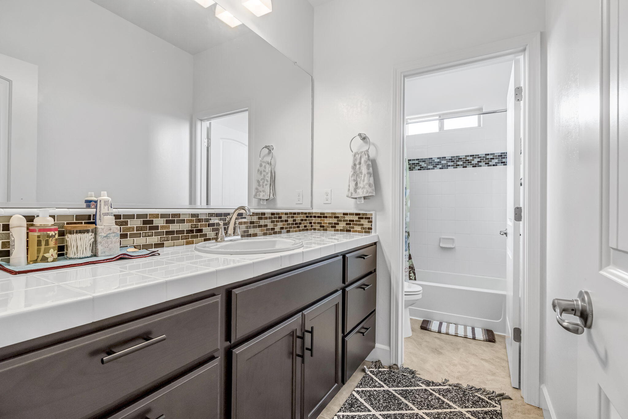 3405 W W Kamm Ave, Dinuba, CA 93618