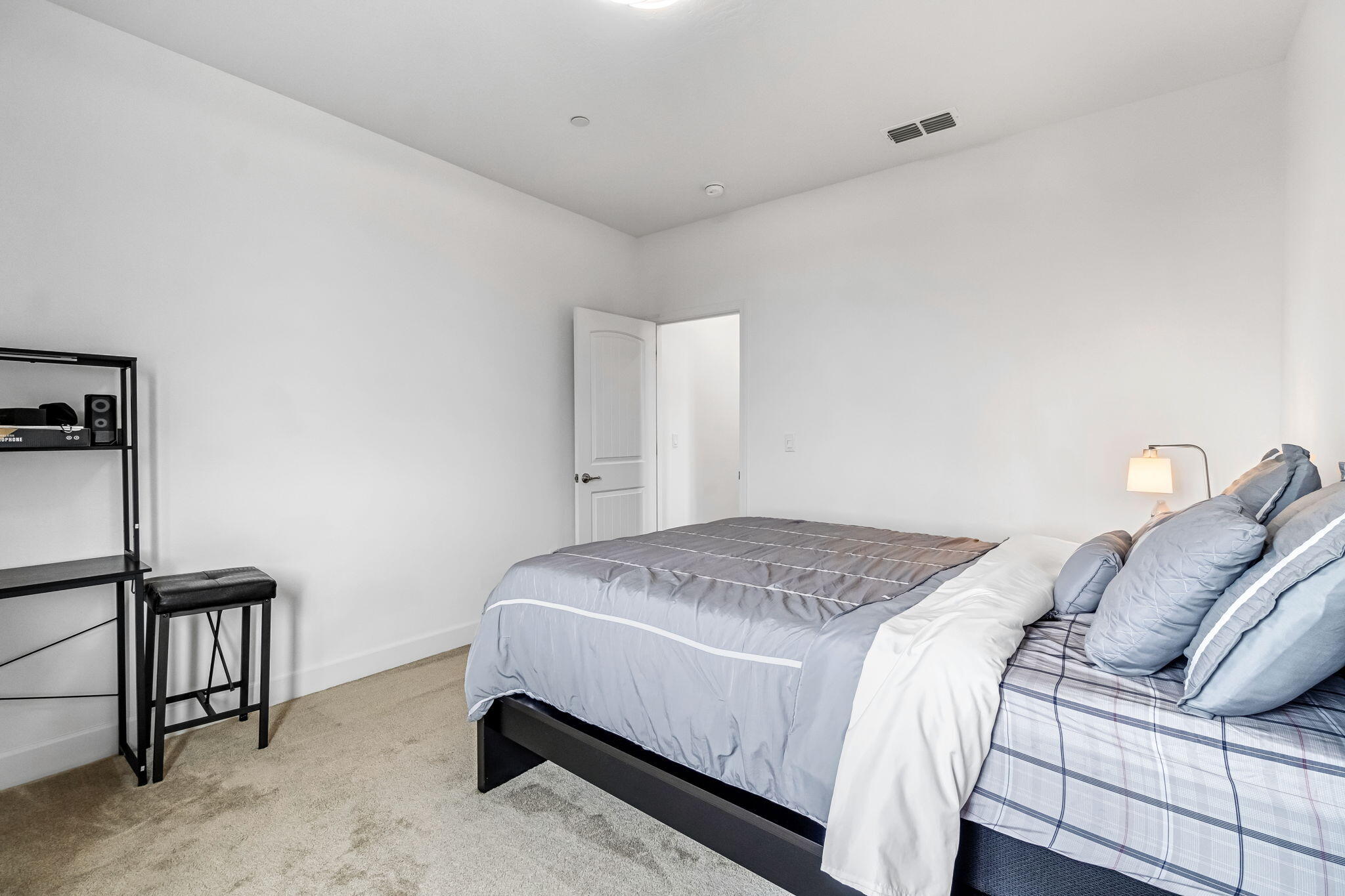 3405 W W Kamm Ave, Dinuba, CA 93618