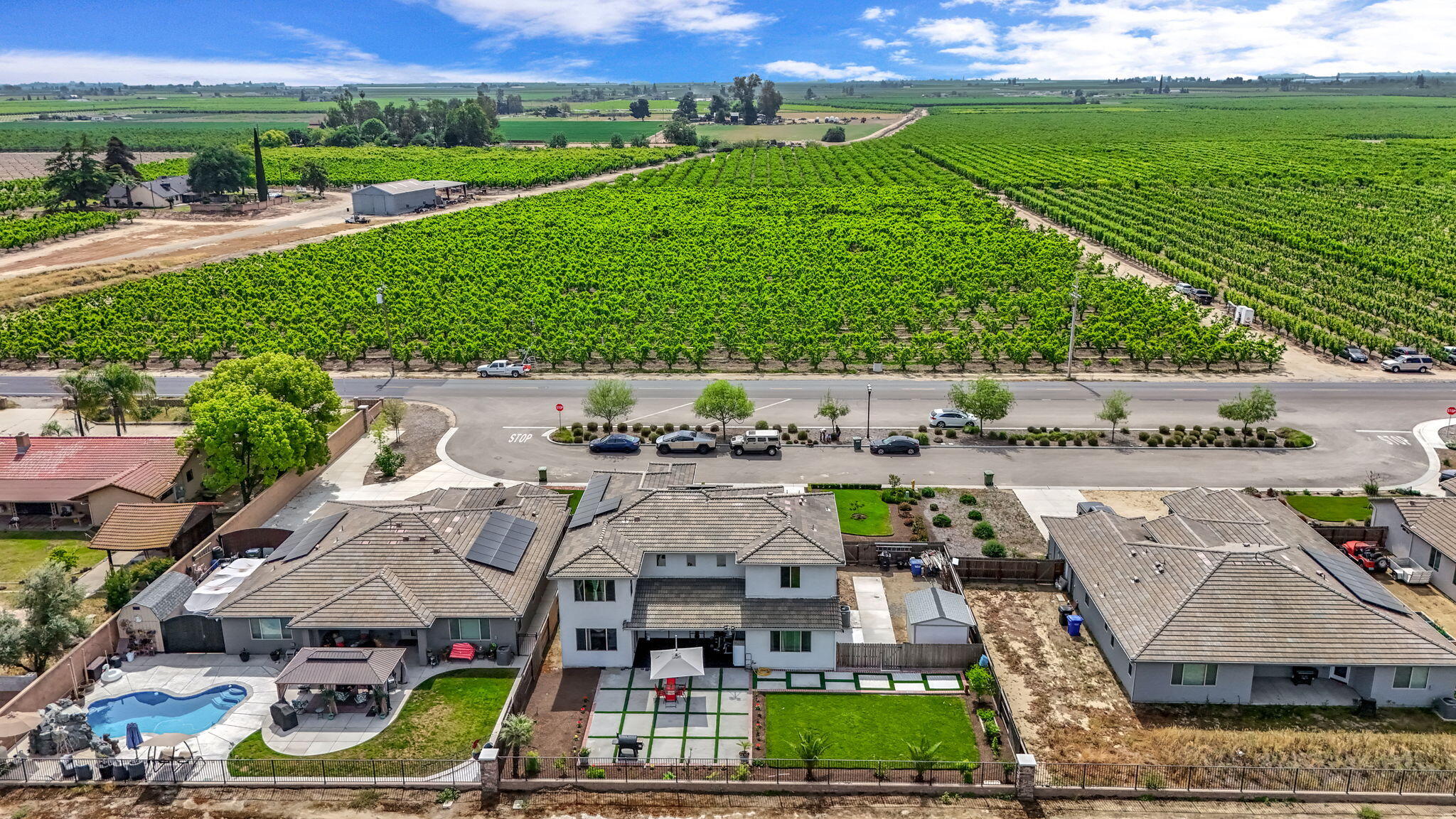 3405 W W Kamm Ave, Dinuba, CA 93618