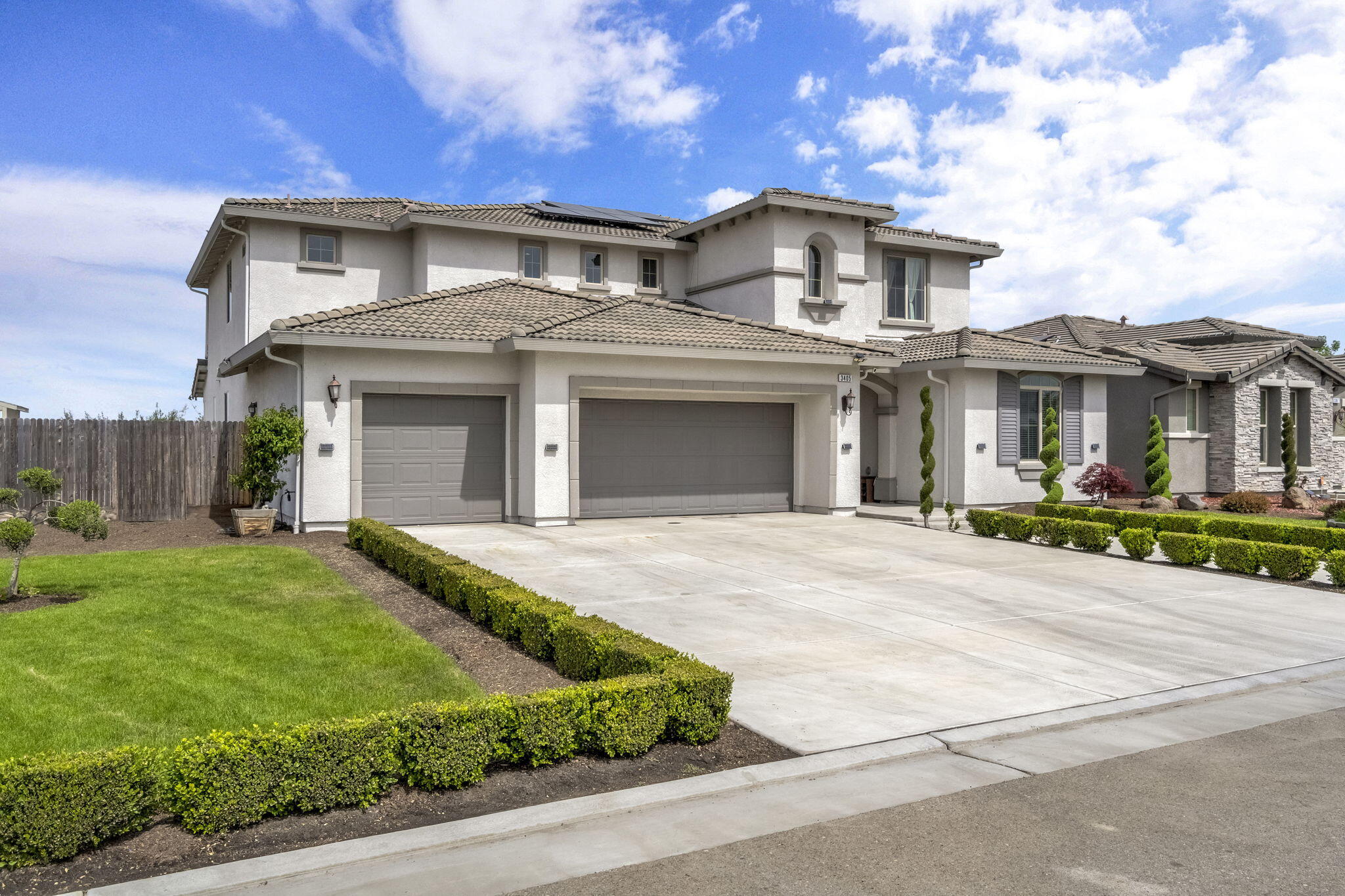 3405 W W Kamm Ave, Dinuba, CA 93618