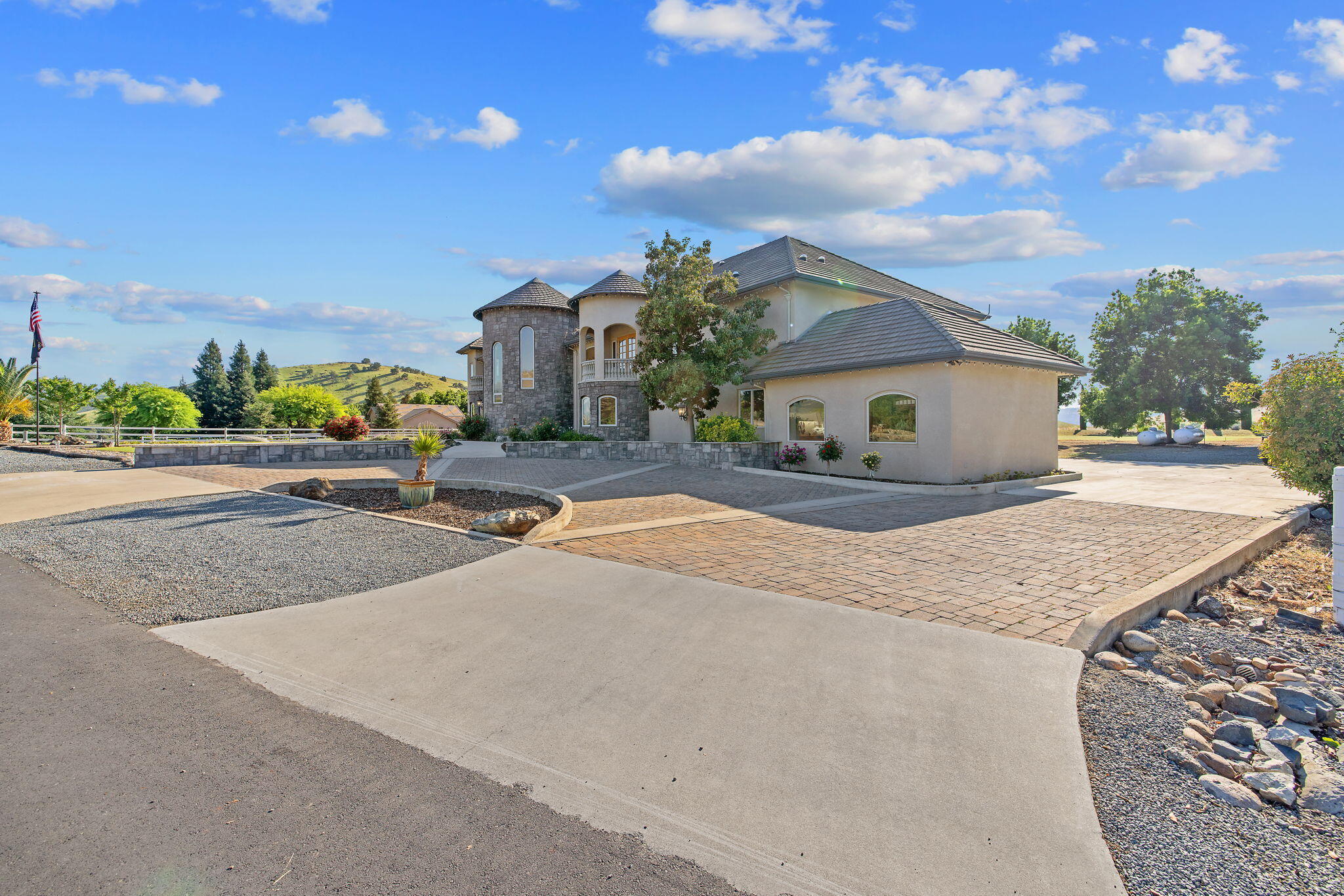 31731 Mill Dr, Springville, CA 93265