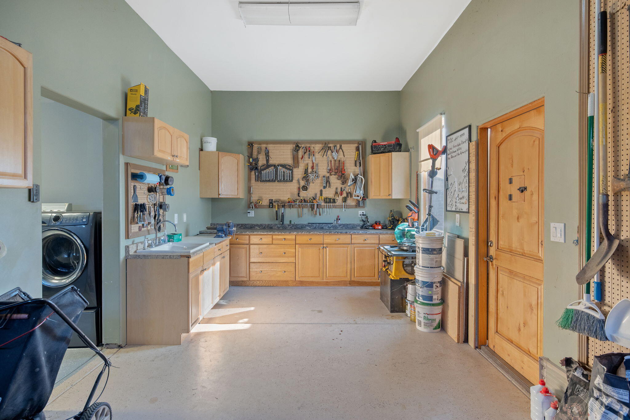 31731 Mill Dr, Springville, CA 93265