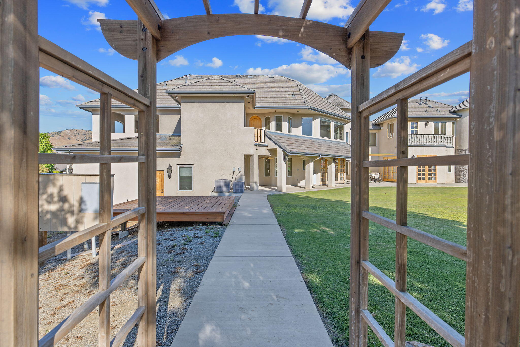 31731 Mill Dr, Springville, CA 93265