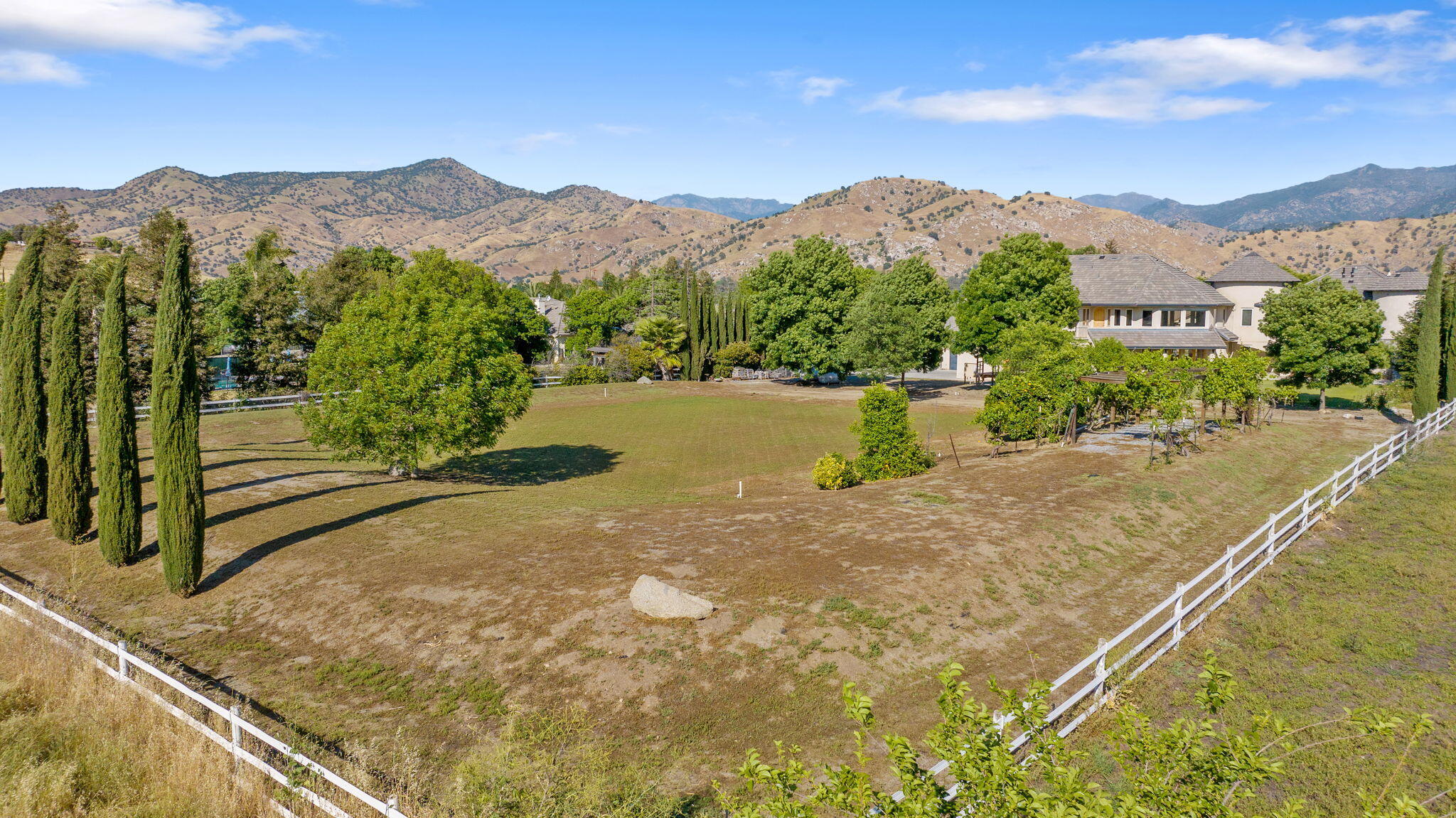 31731 Mill Dr, Springville, CA 93265