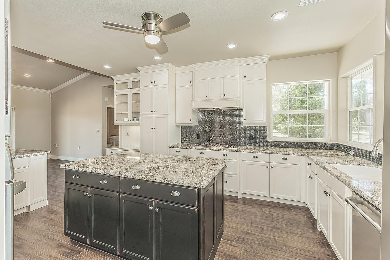 4350 Navelencia Ave, Reedley, CA 93654