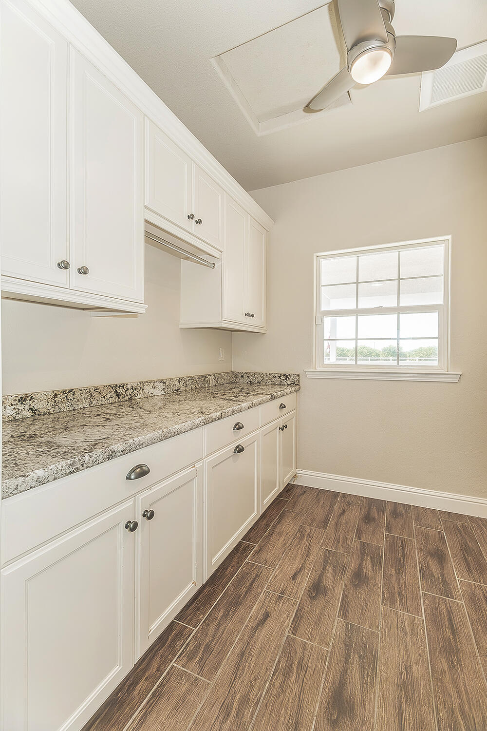 4350 Navelencia Ave, Reedley, CA 93654