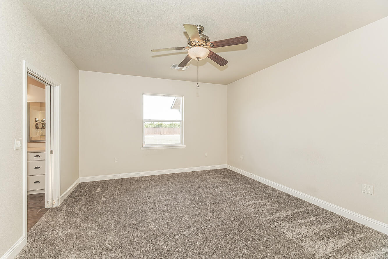 4350 Navelencia Ave, Reedley, CA 93654