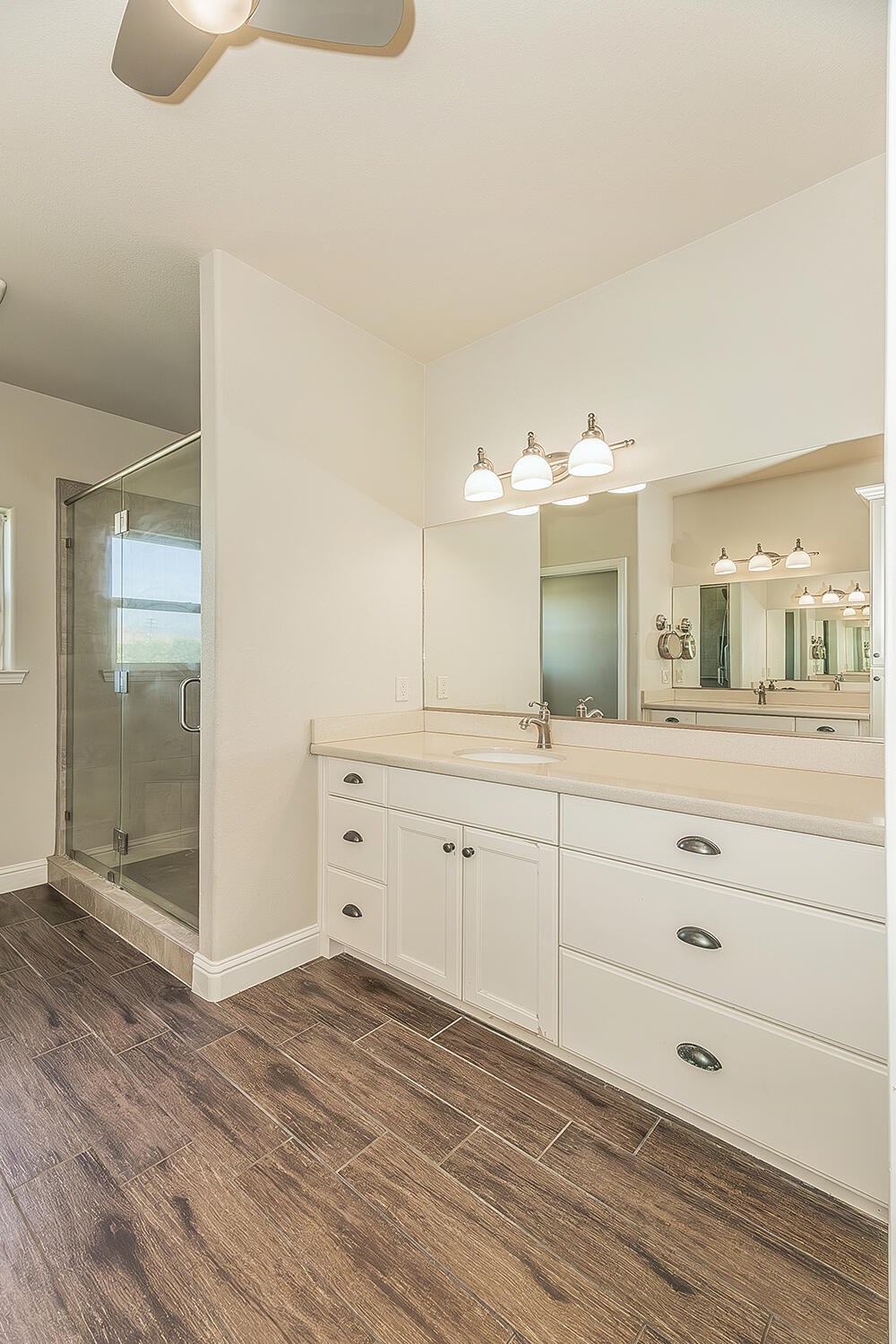 4350 Navelencia Ave, Reedley, CA 93654