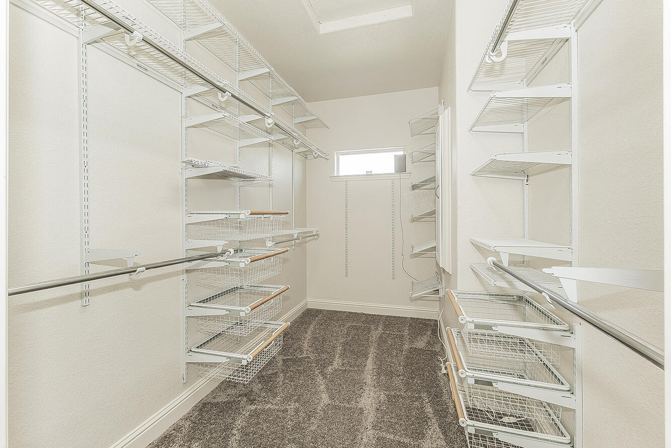 4350 Navelencia Ave, Reedley, CA 93654