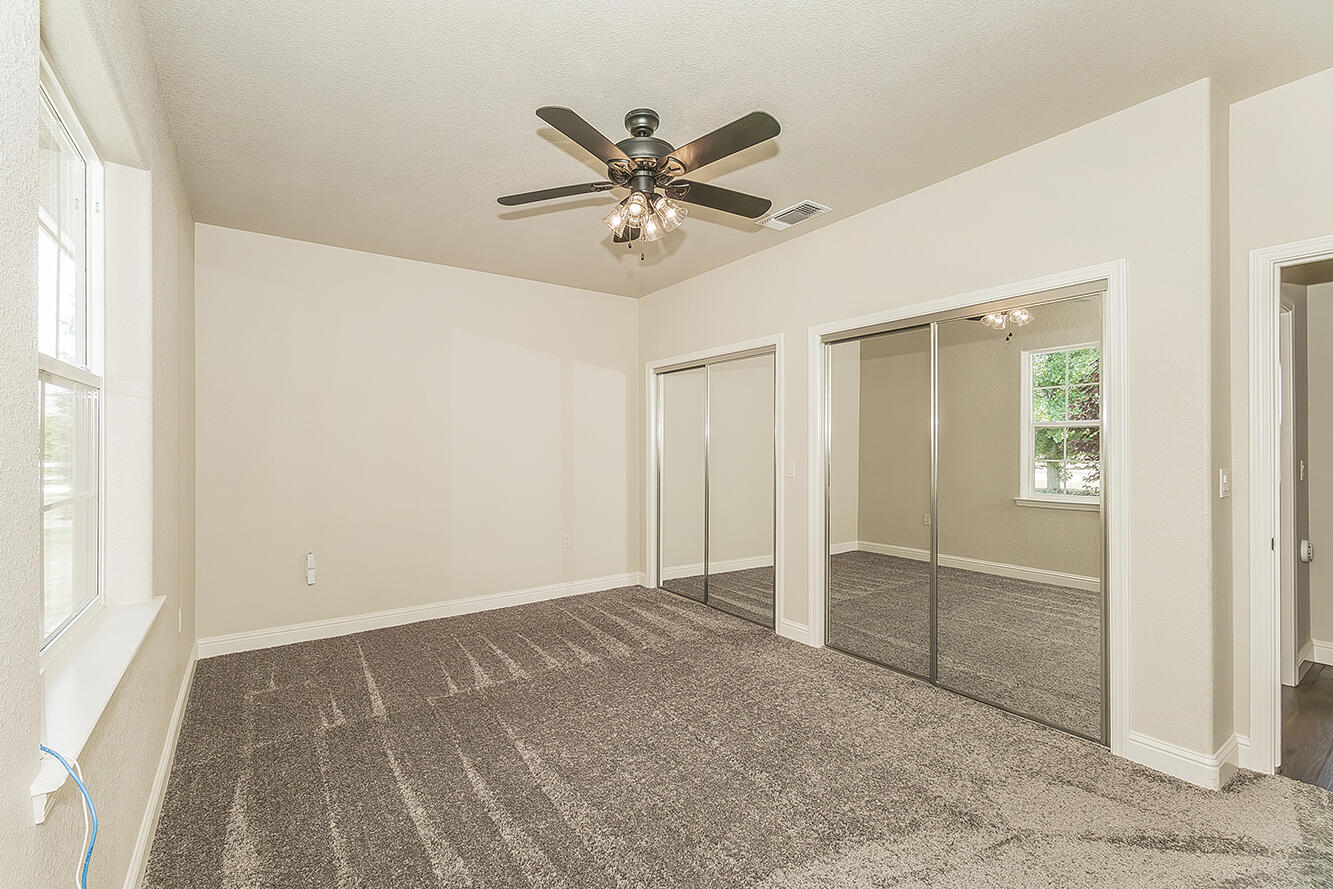 4350 Navelencia Ave, Reedley, CA 93654