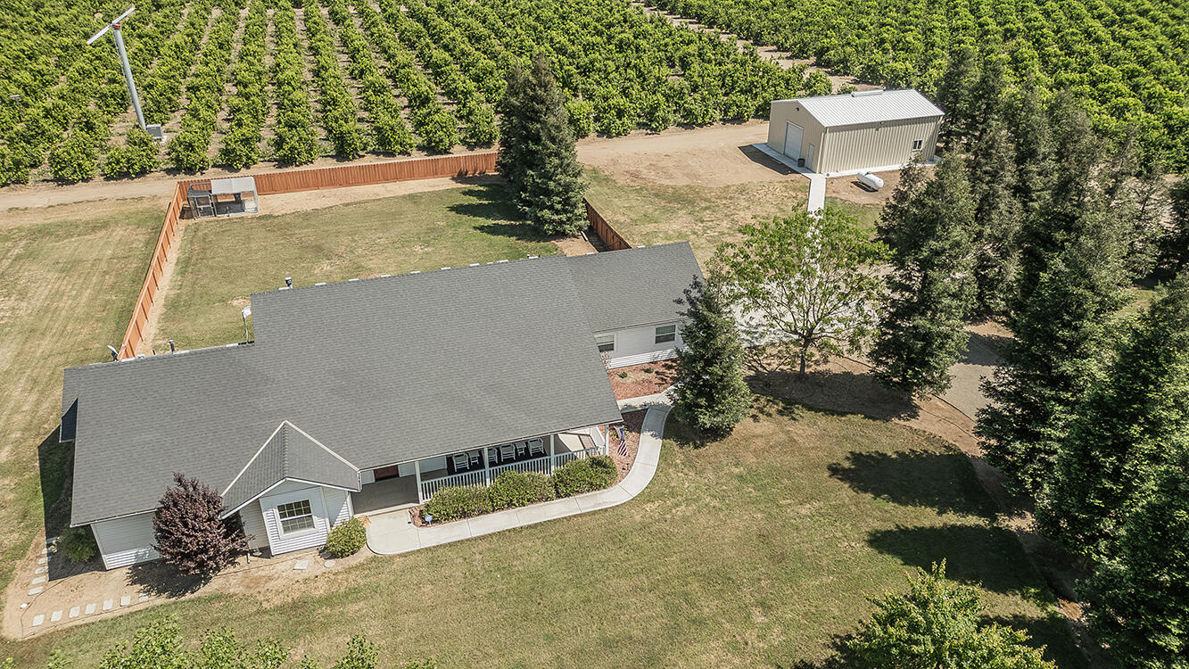 4350 Navelencia Ave, Reedley, CA 93654