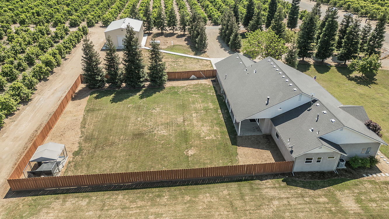 4350 Navelencia Ave, Reedley, CA 93654