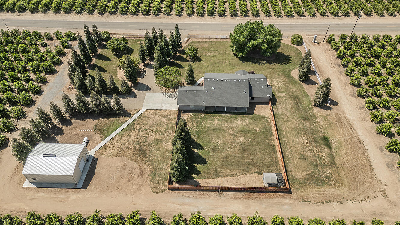 4350 Navelencia Ave, Reedley, CA 93654