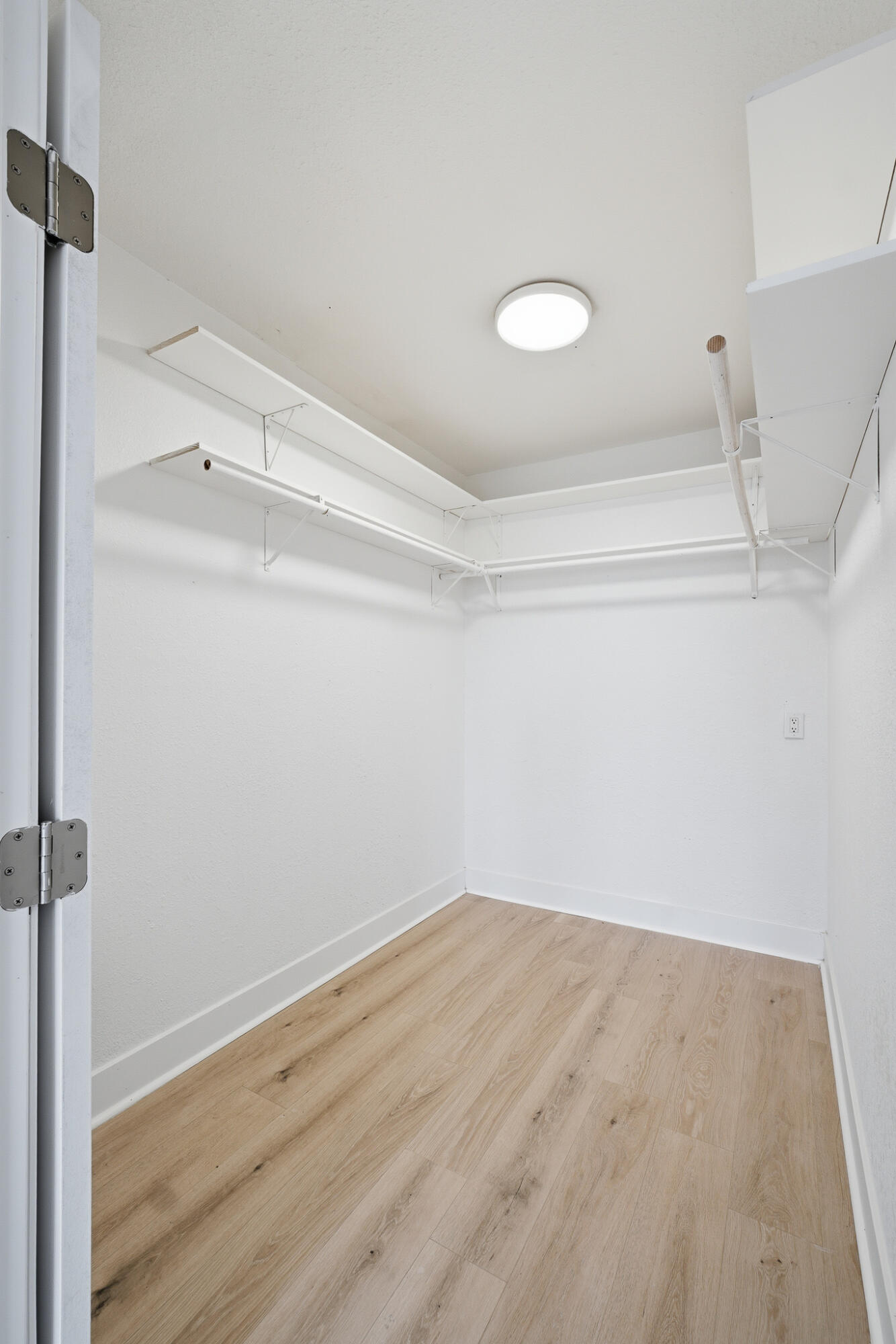 13787 Ave 232, Tulare, CA 93274