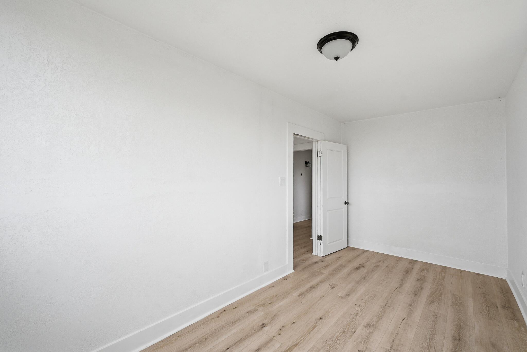 13787 Ave 232, Tulare, CA 93274