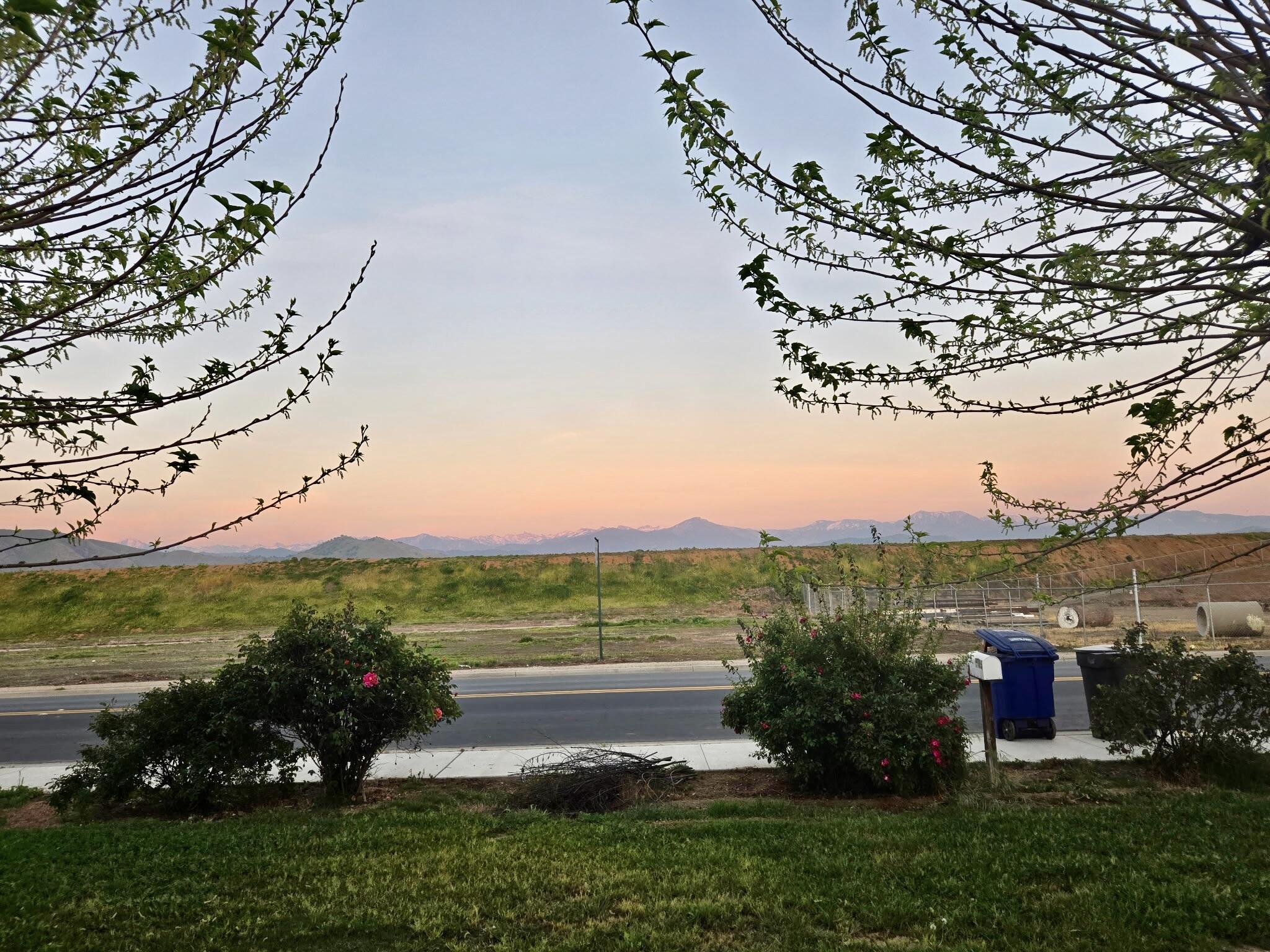 585 S Valencia Blvd, Woodlake, CA 93286