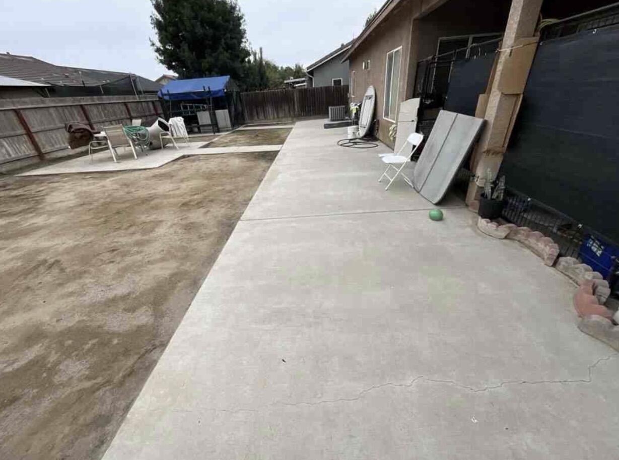 2071 W Orange Ave, Porterville, CA 93257