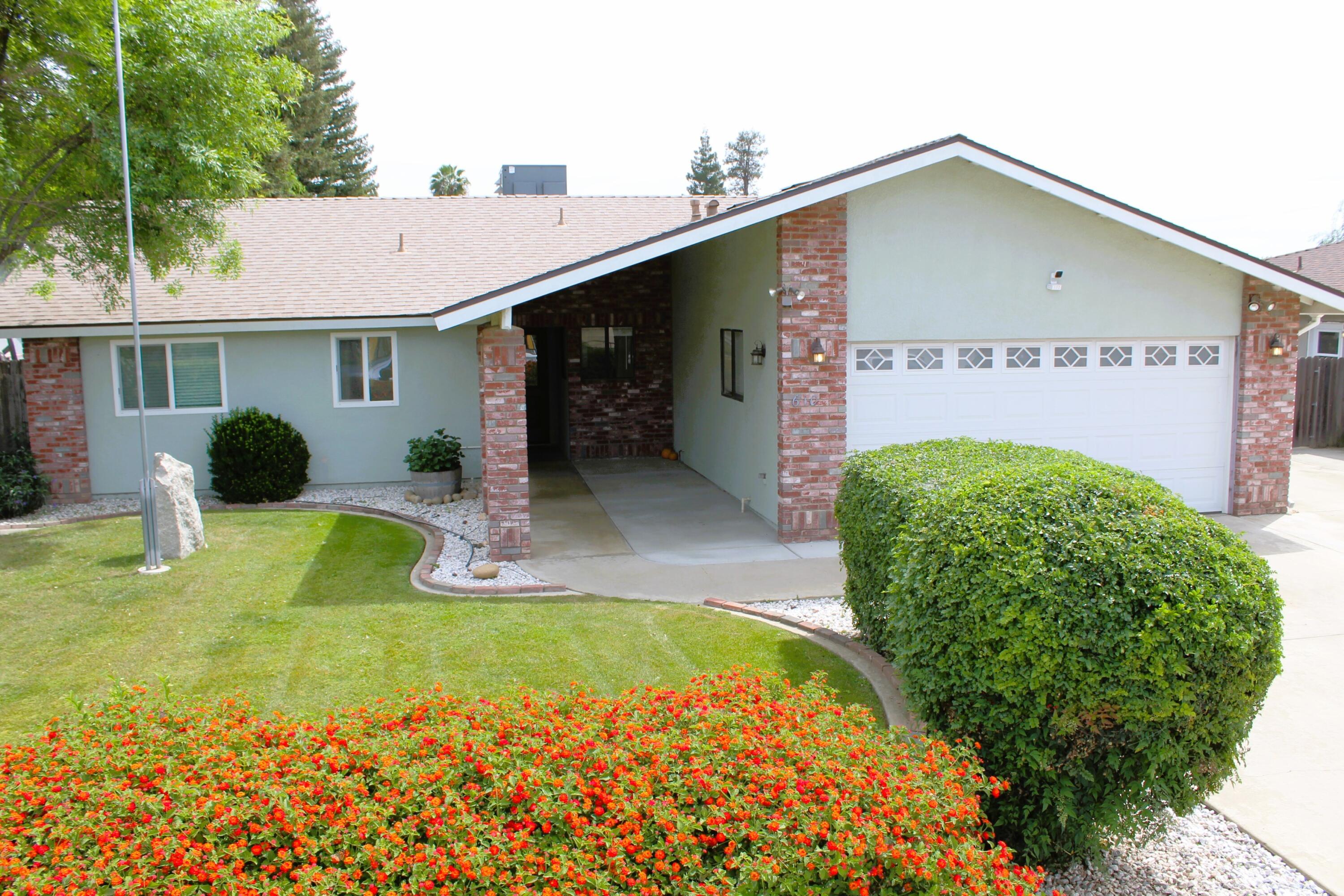 610 Wellington St, Porterville, CA 93257