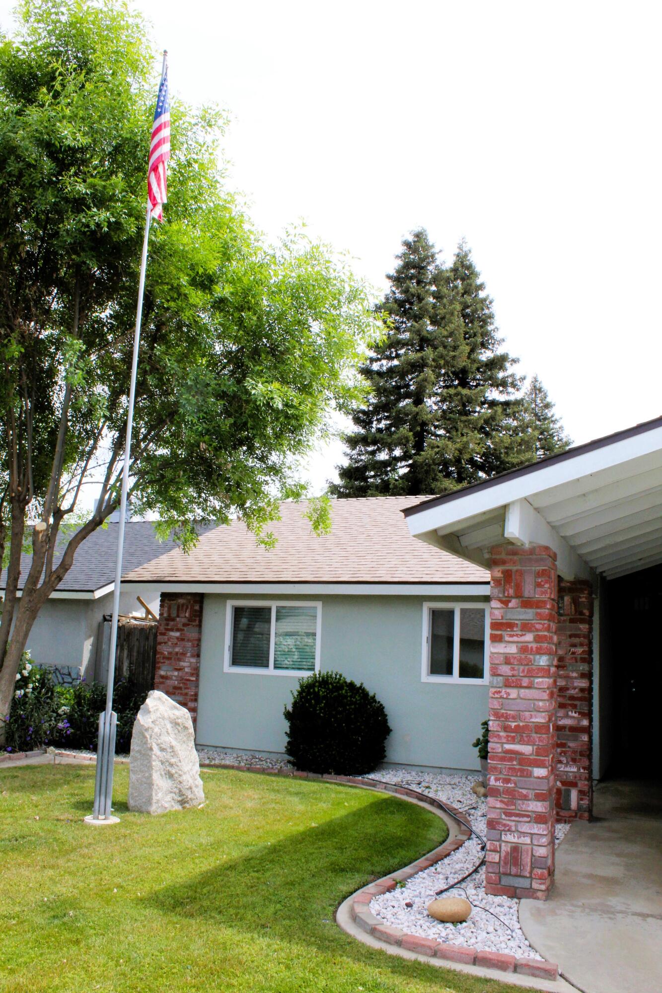 610 Wellington St, Porterville, CA 93257