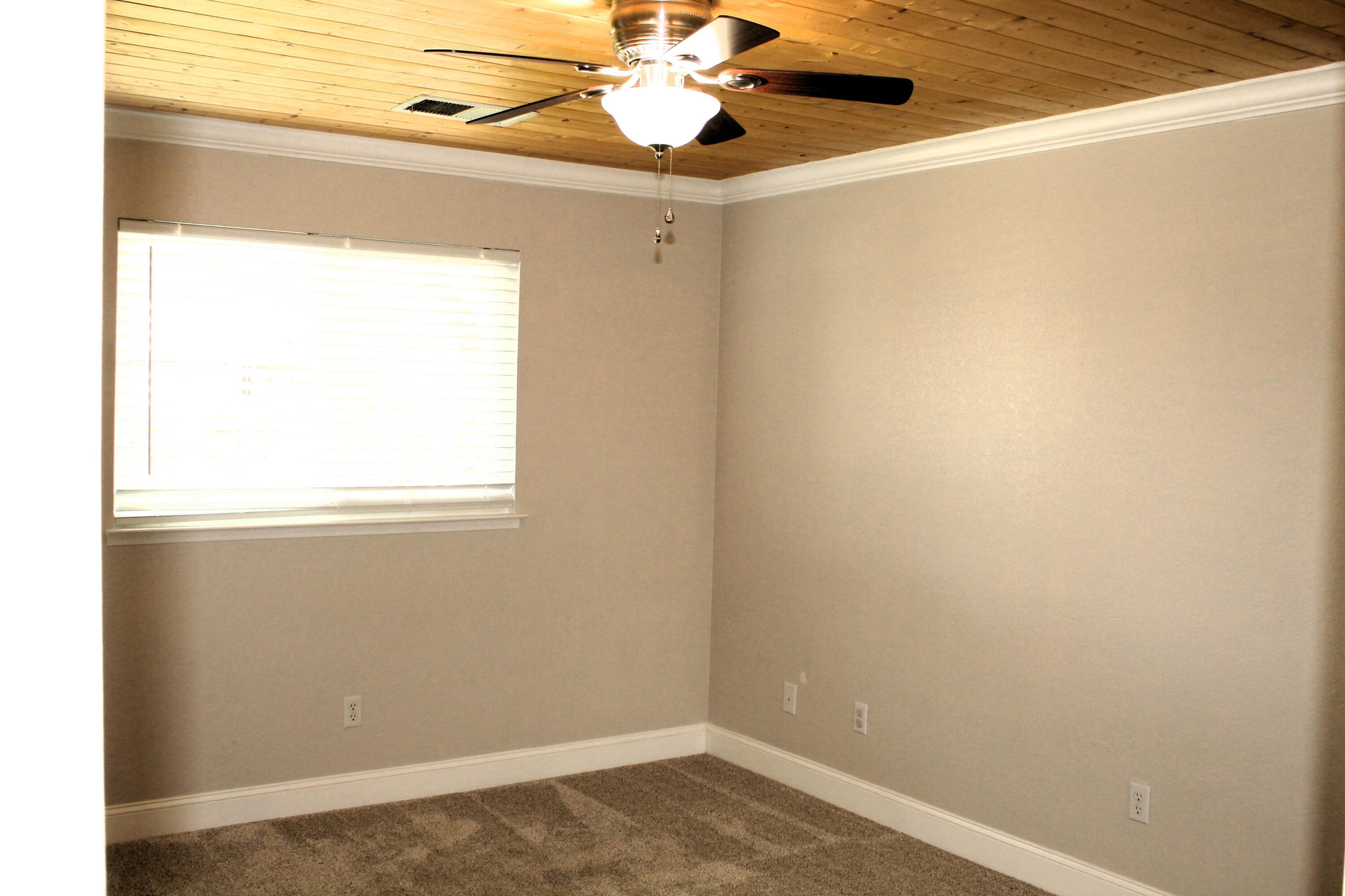 610 Wellington St, Porterville, CA 93257