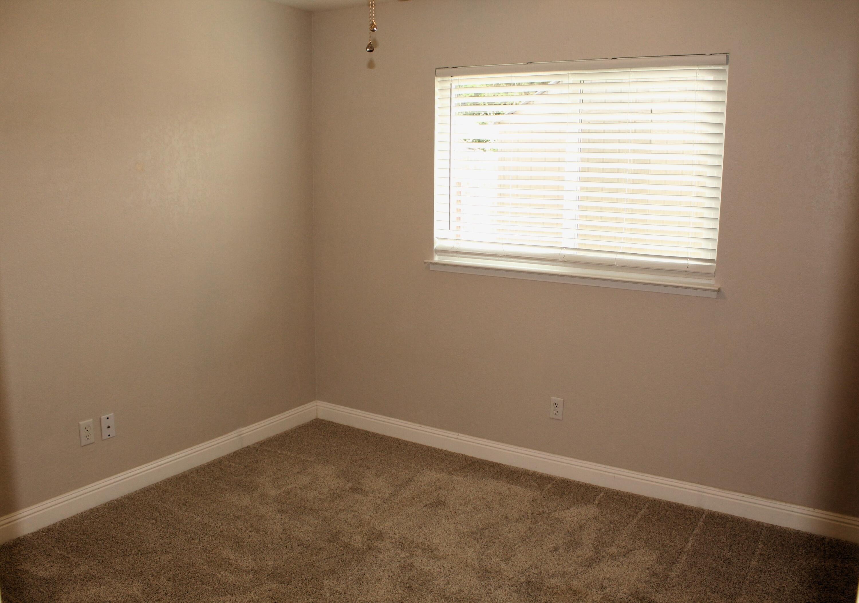 610 Wellington St, Porterville, CA 93257