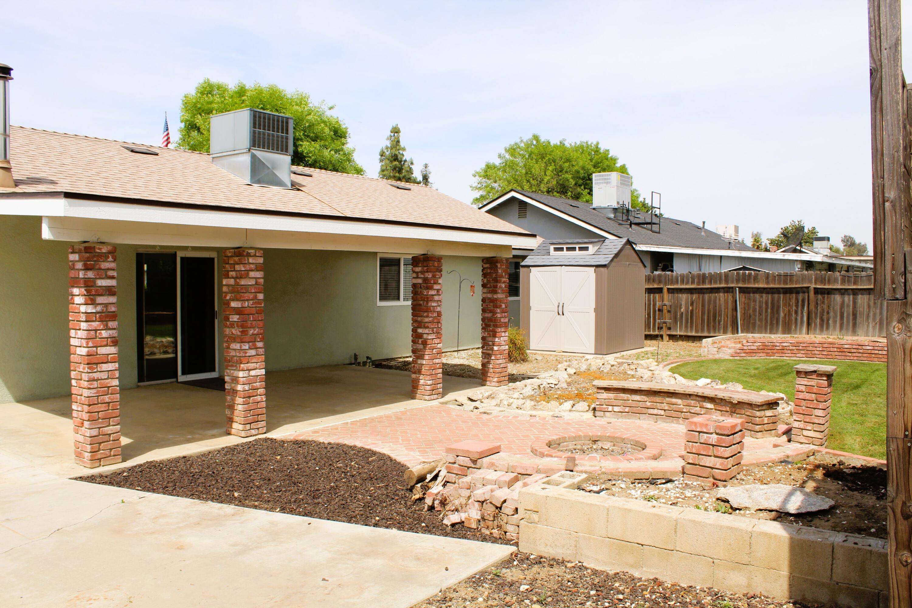 610 Wellington St, Porterville, CA 93257
