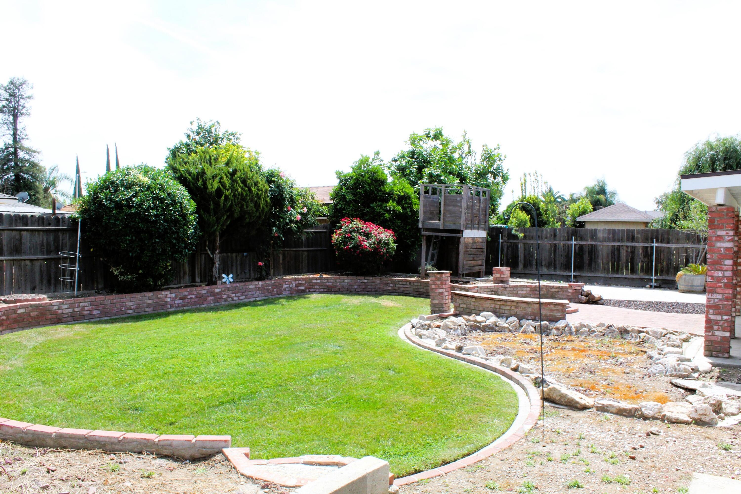 610 Wellington St, Porterville, CA 93257