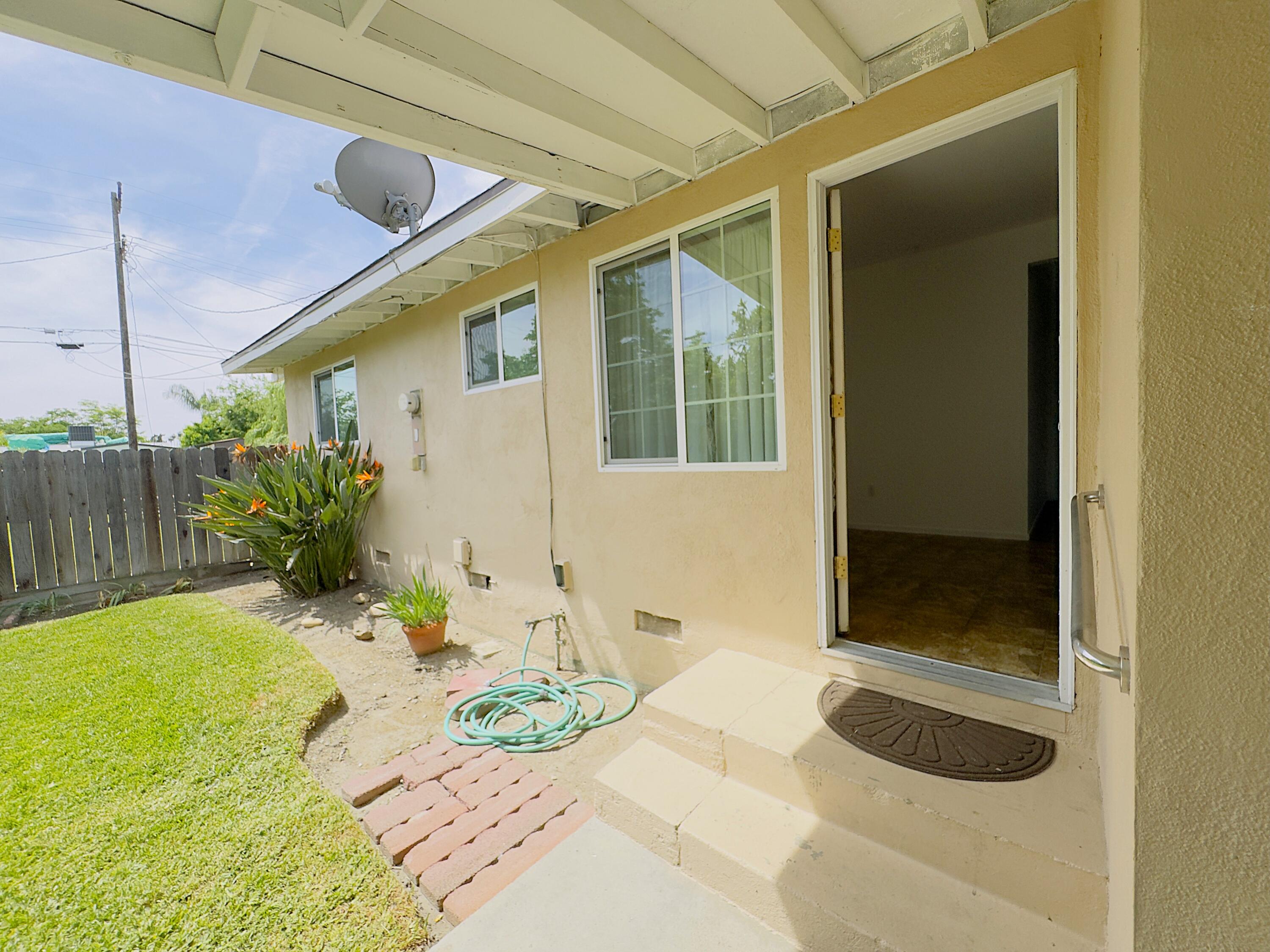 1205 Bell Ave, Corcoran, CA 93212