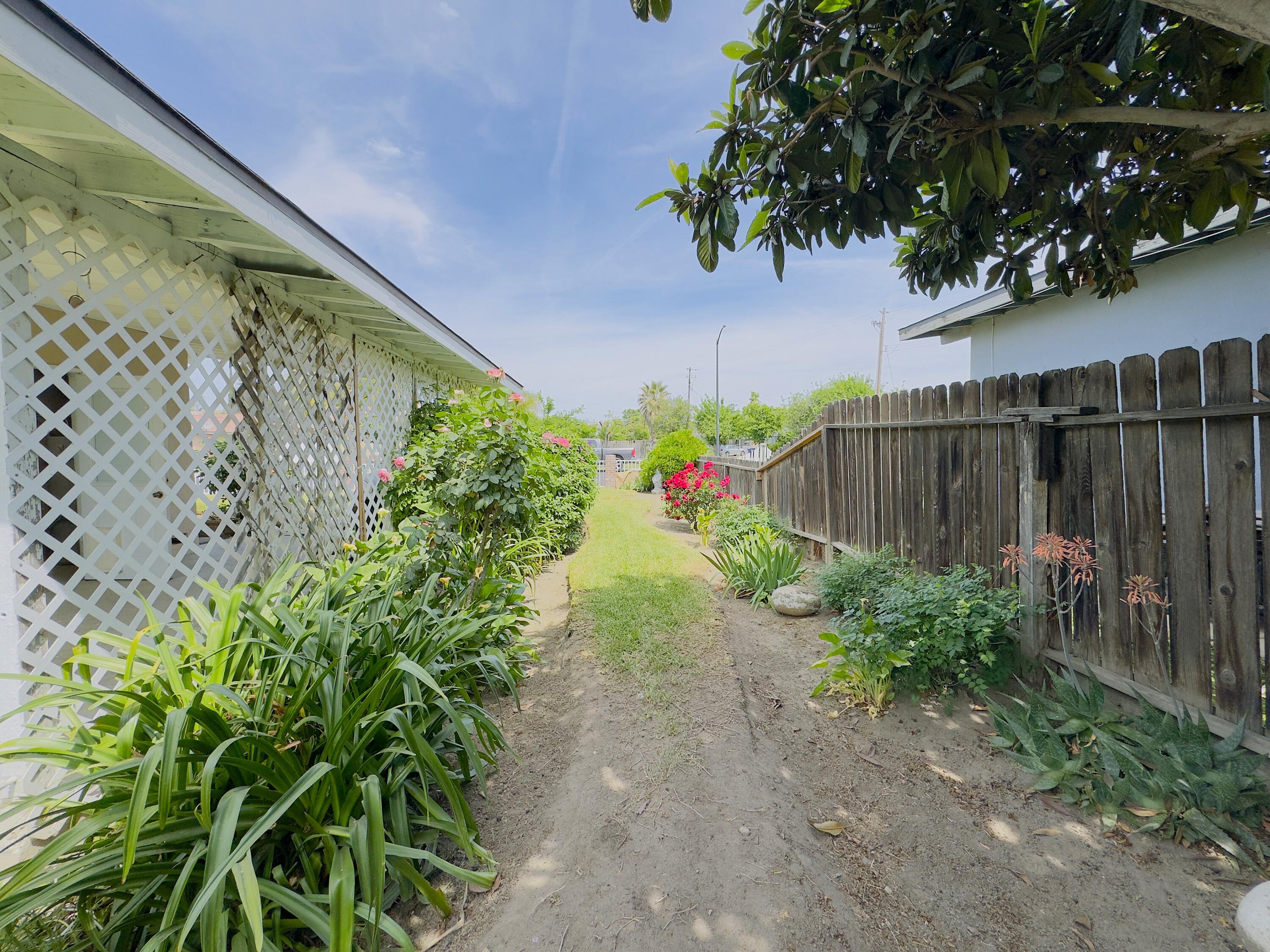 1205 Bell Ave, Corcoran, CA 93212