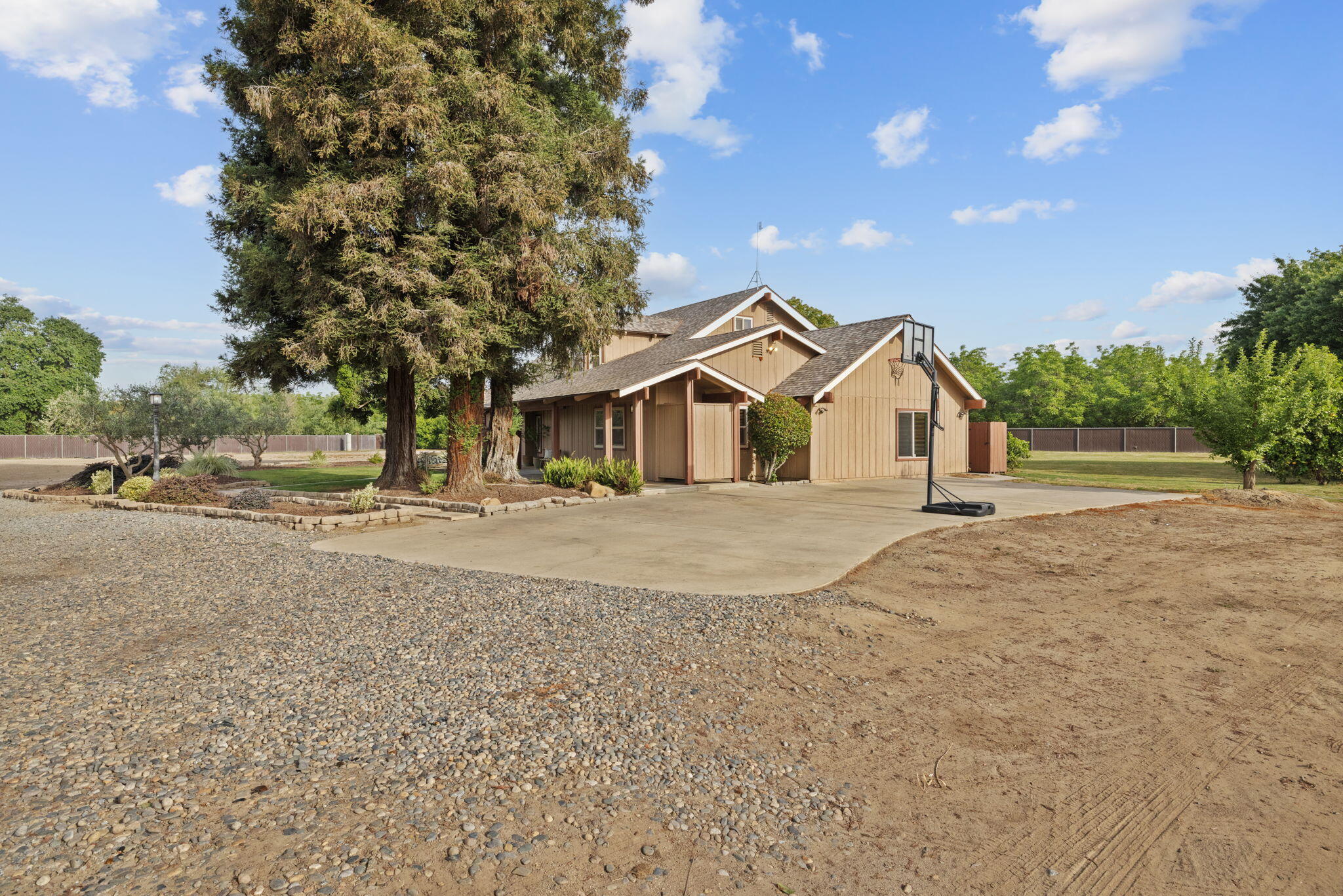 27448 Road 140 #K, Visalia, CA 93292
