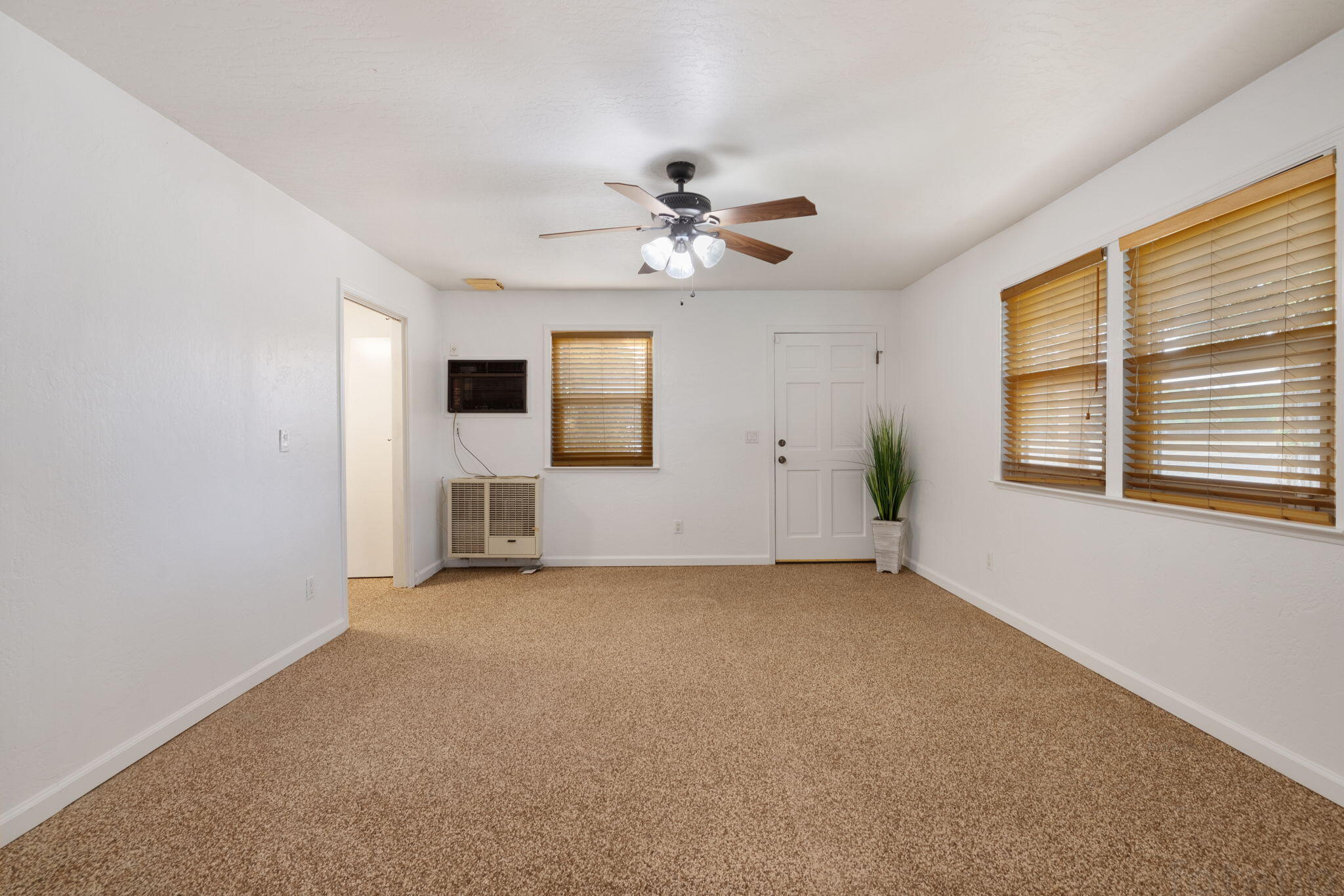 27448 Road 140 #K, Visalia, CA 93292