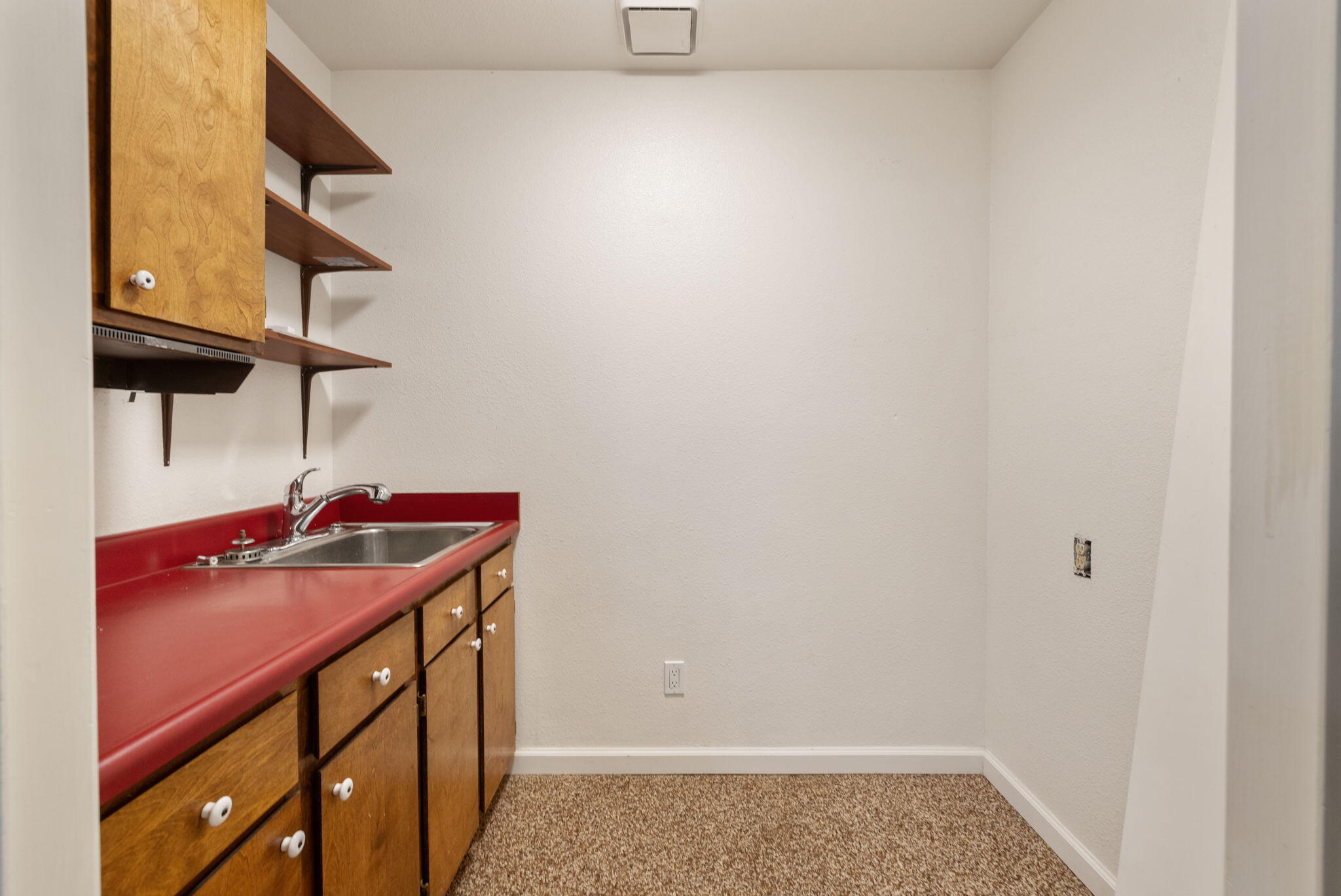 27448 Road 140 #K, Visalia, CA 93292