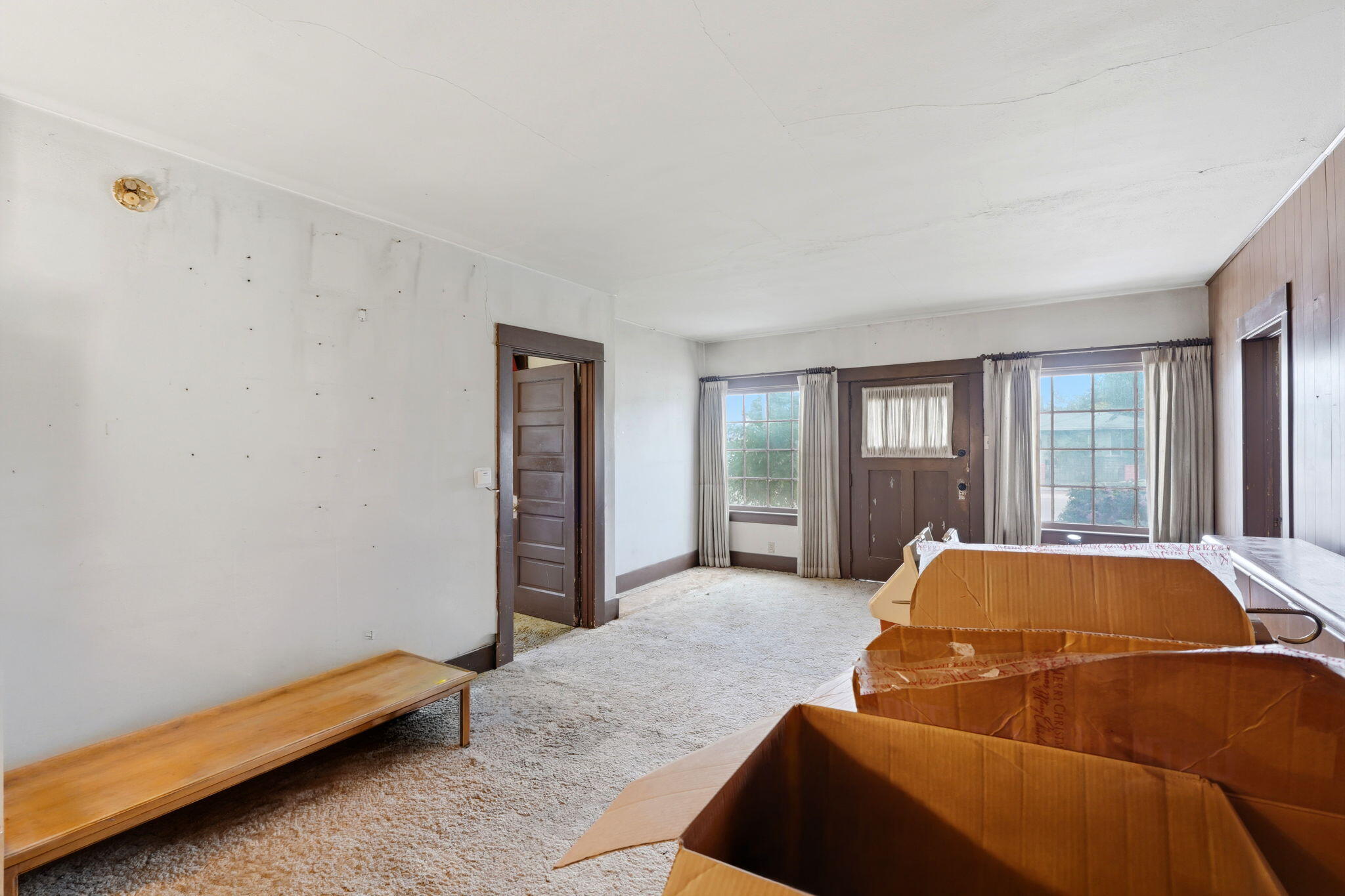 321 W Kanai Ave, Porterville, CA 93257