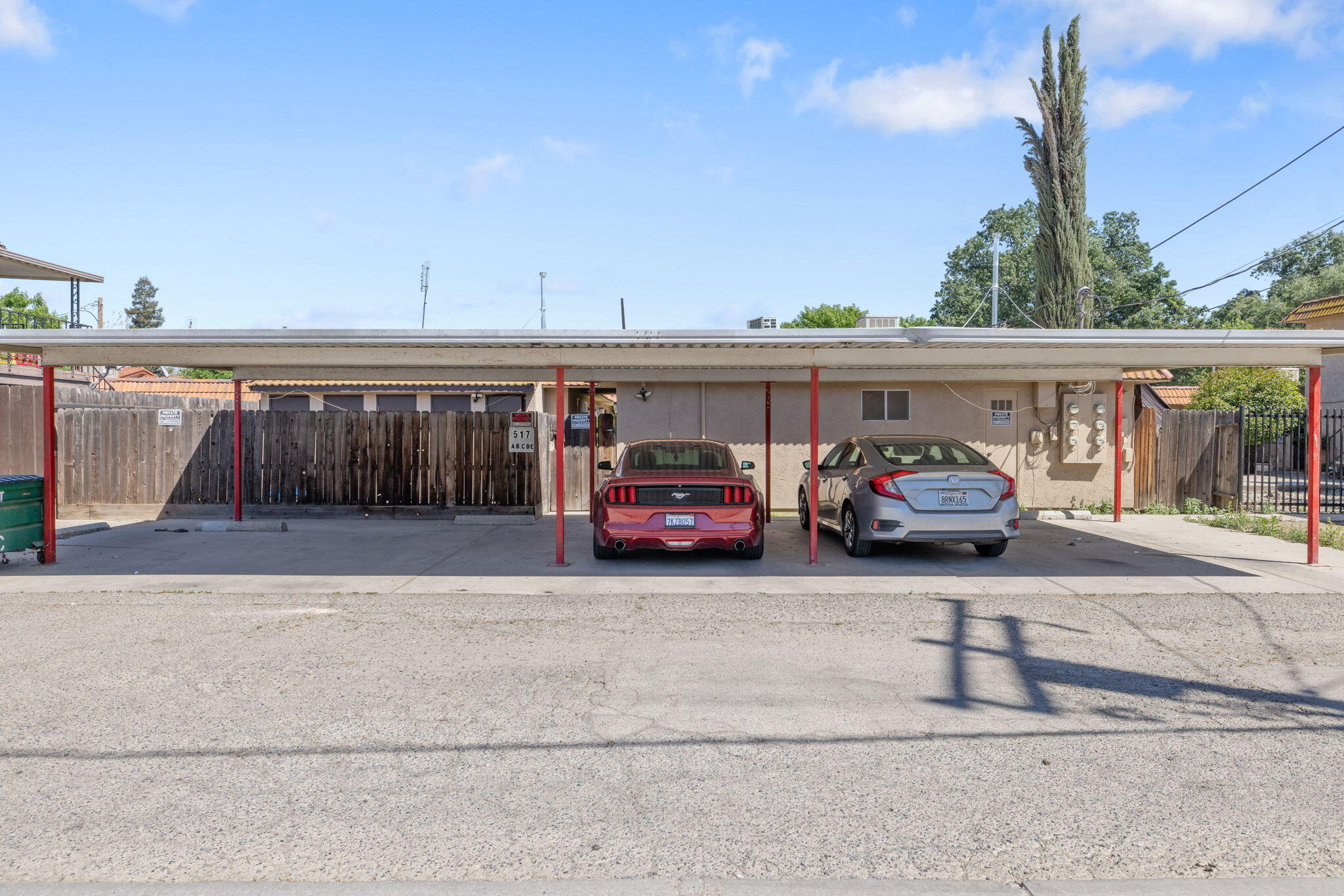 517 N Church St, Visalia, CA 93291