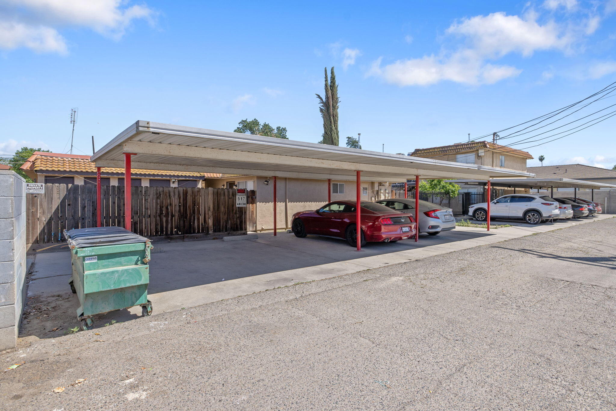 517 N Church St, Visalia, CA 93291