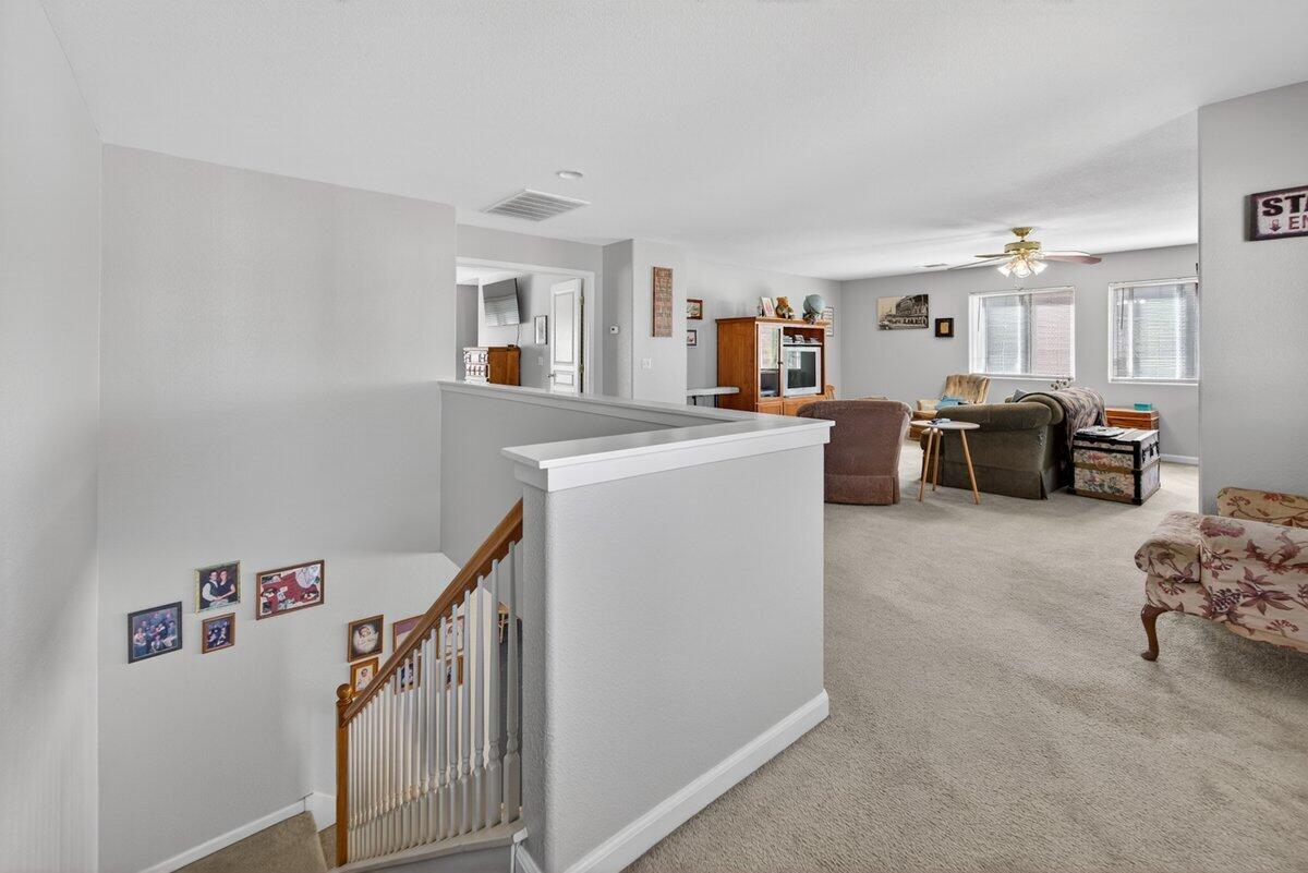 5821 W Sunnyview Ave, Visalia, CA 93291