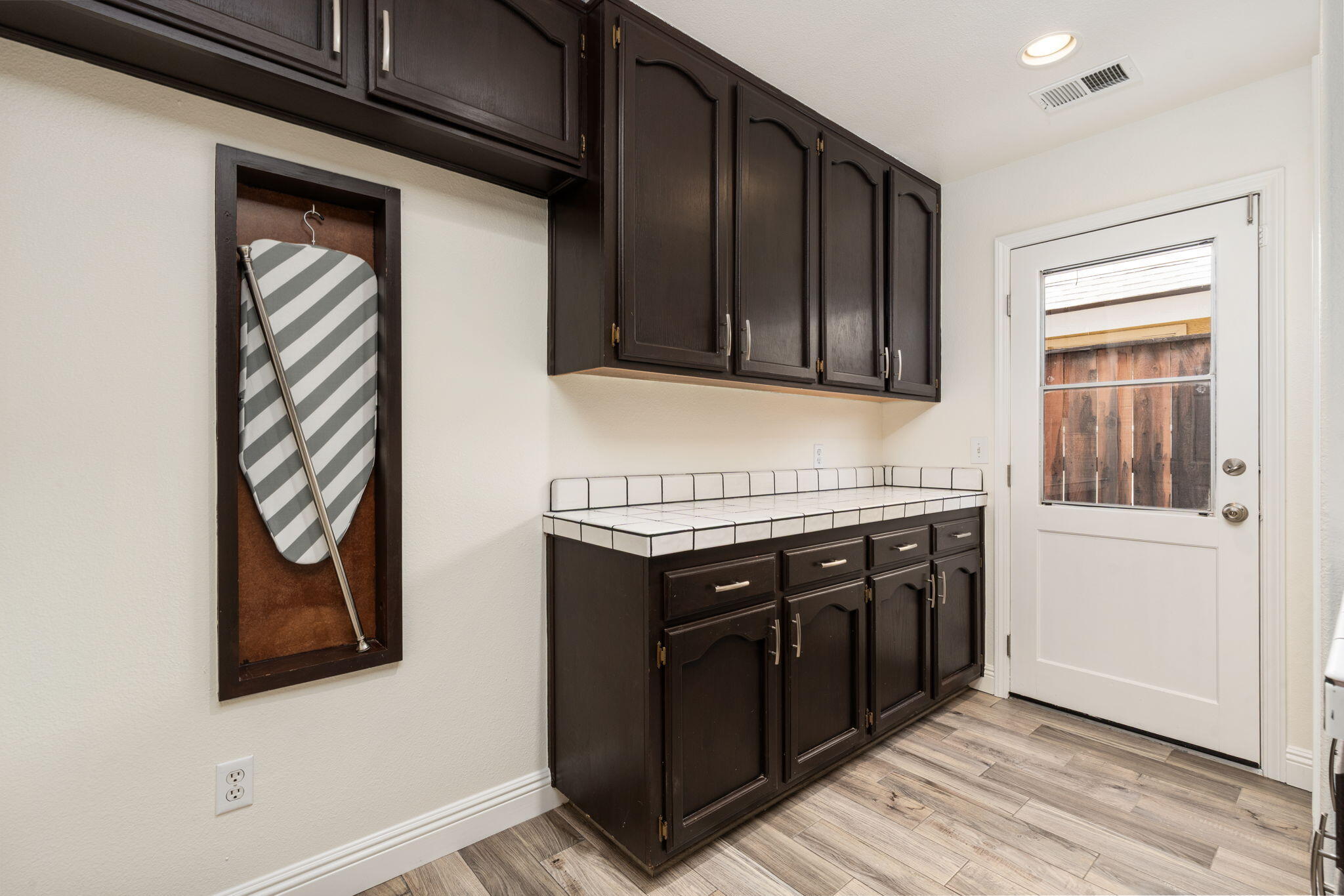 2371 Sophia Ln, Kingsburg, CA 93631