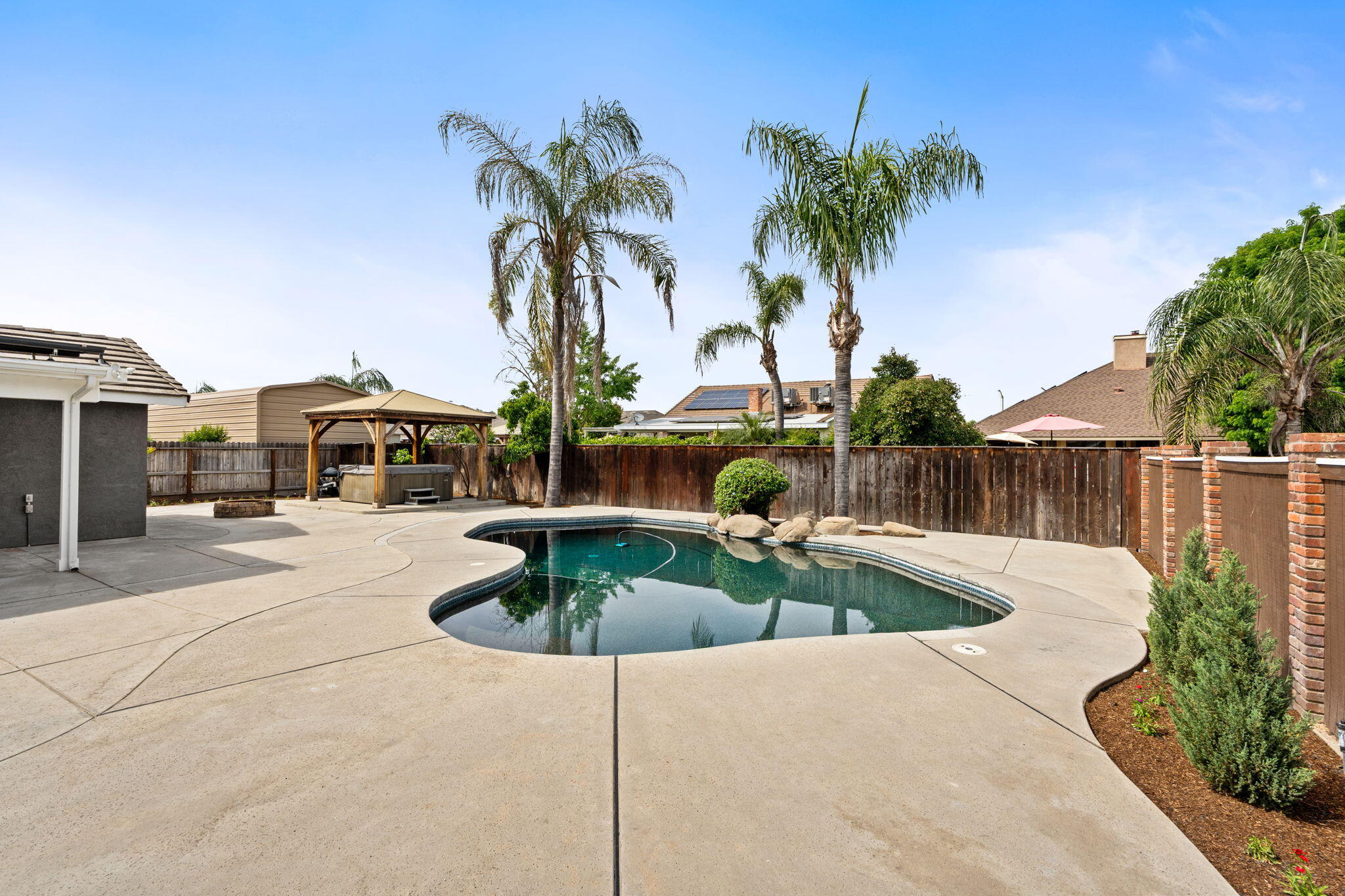 2371 Sophia Ln, Kingsburg, CA 93631