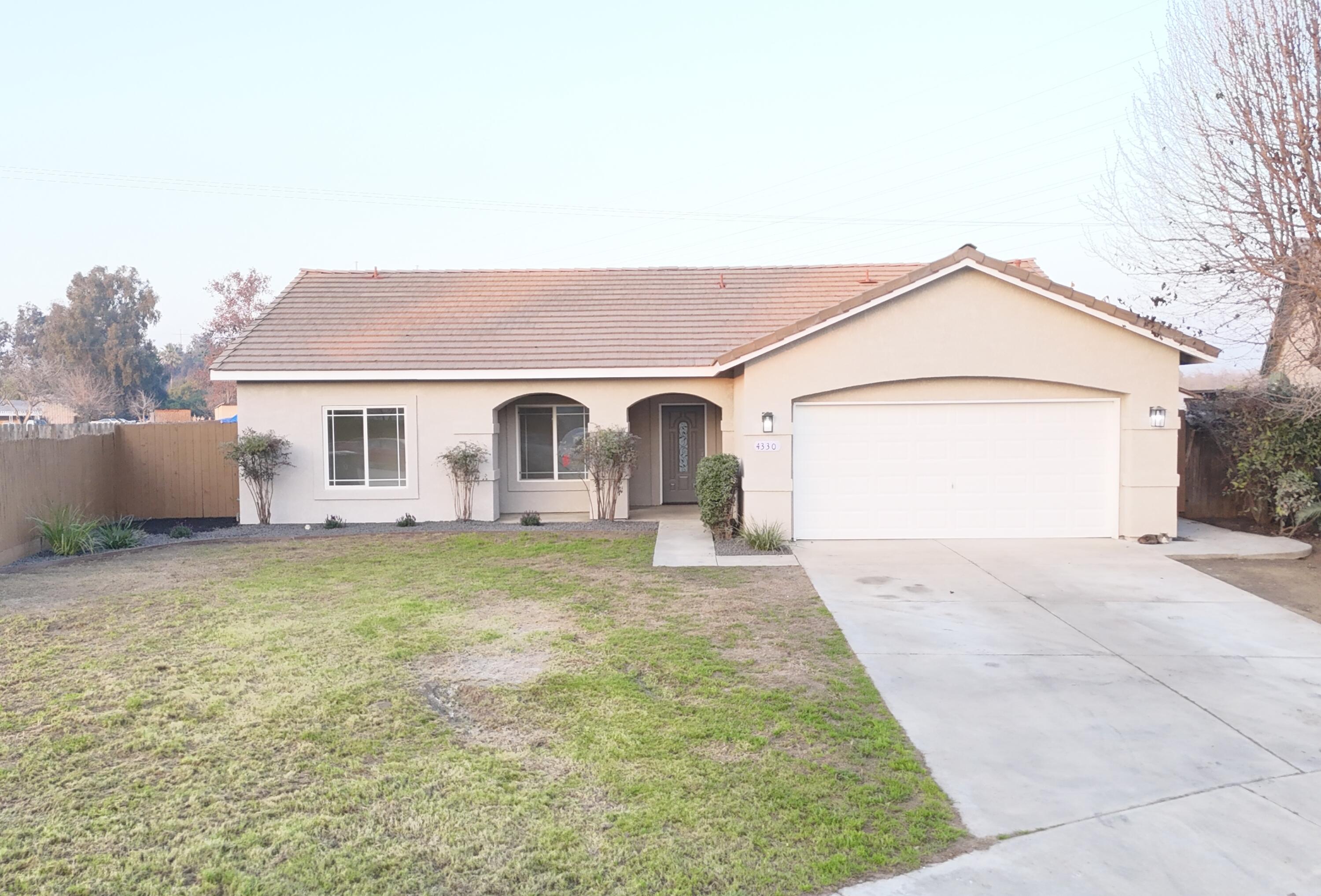 4330 E College Ave, Visalia, CA 93292