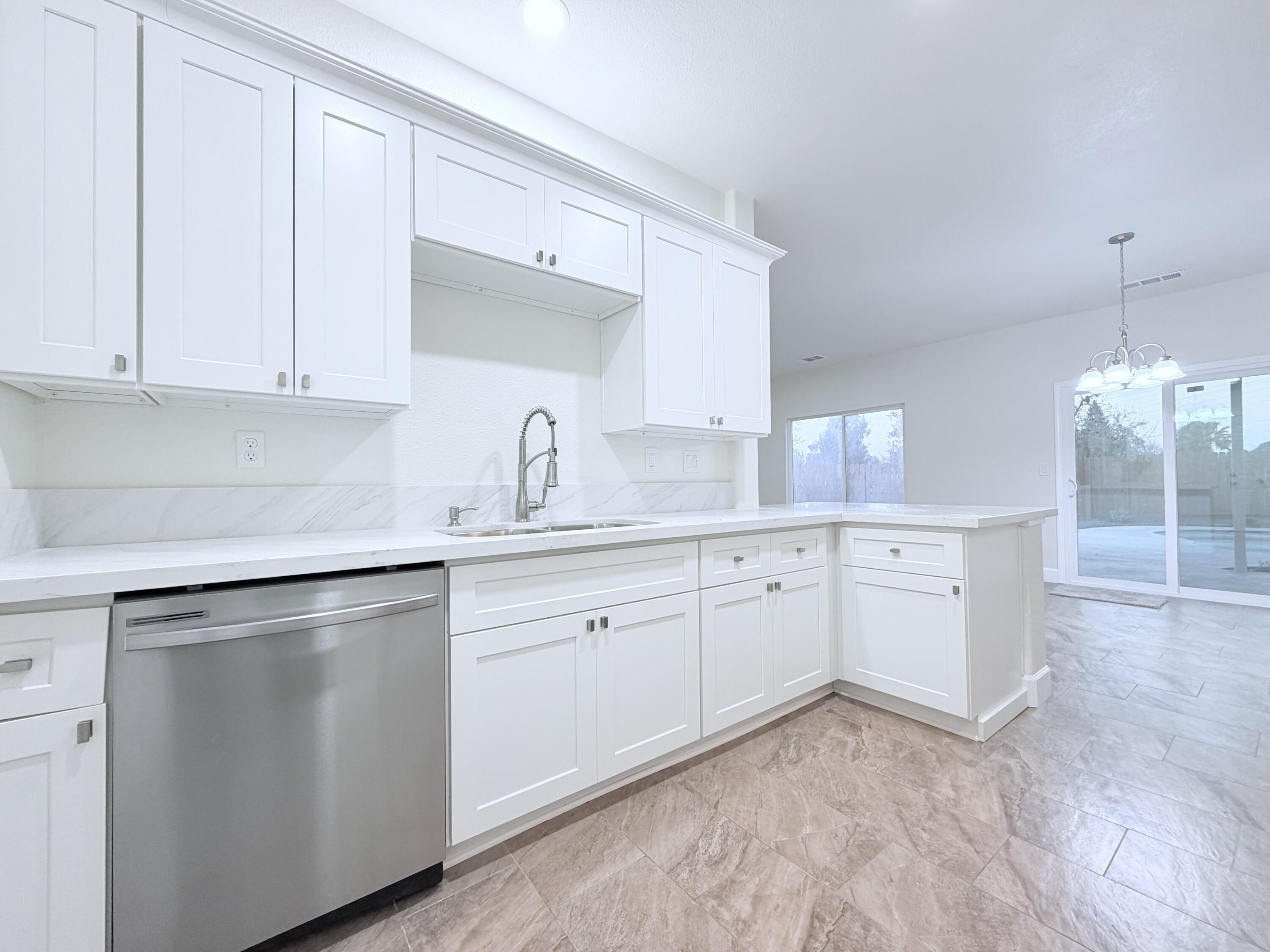 4330 E College Ave, Visalia, CA 93292