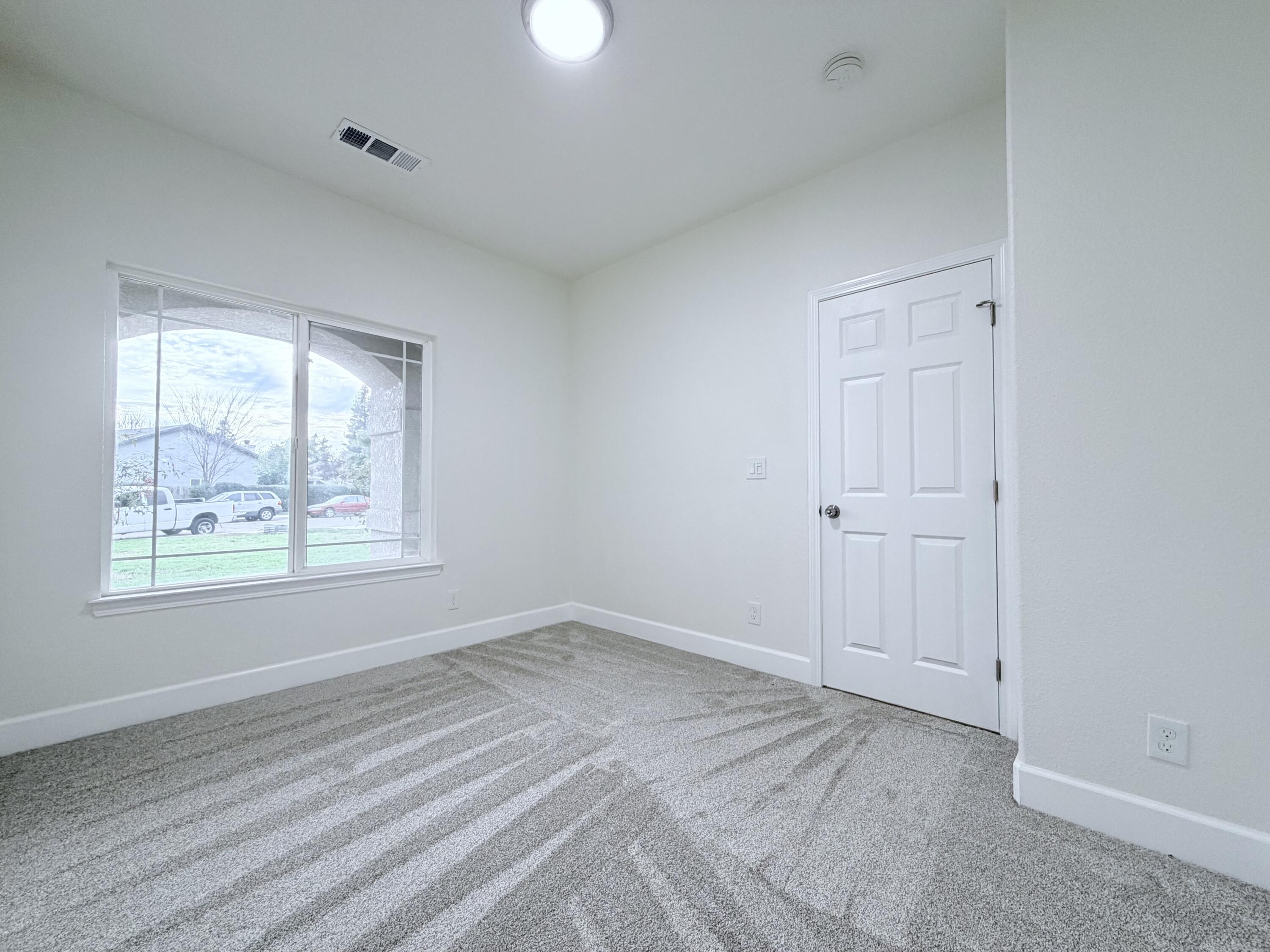 4330 E College Ave, Visalia, CA 93292