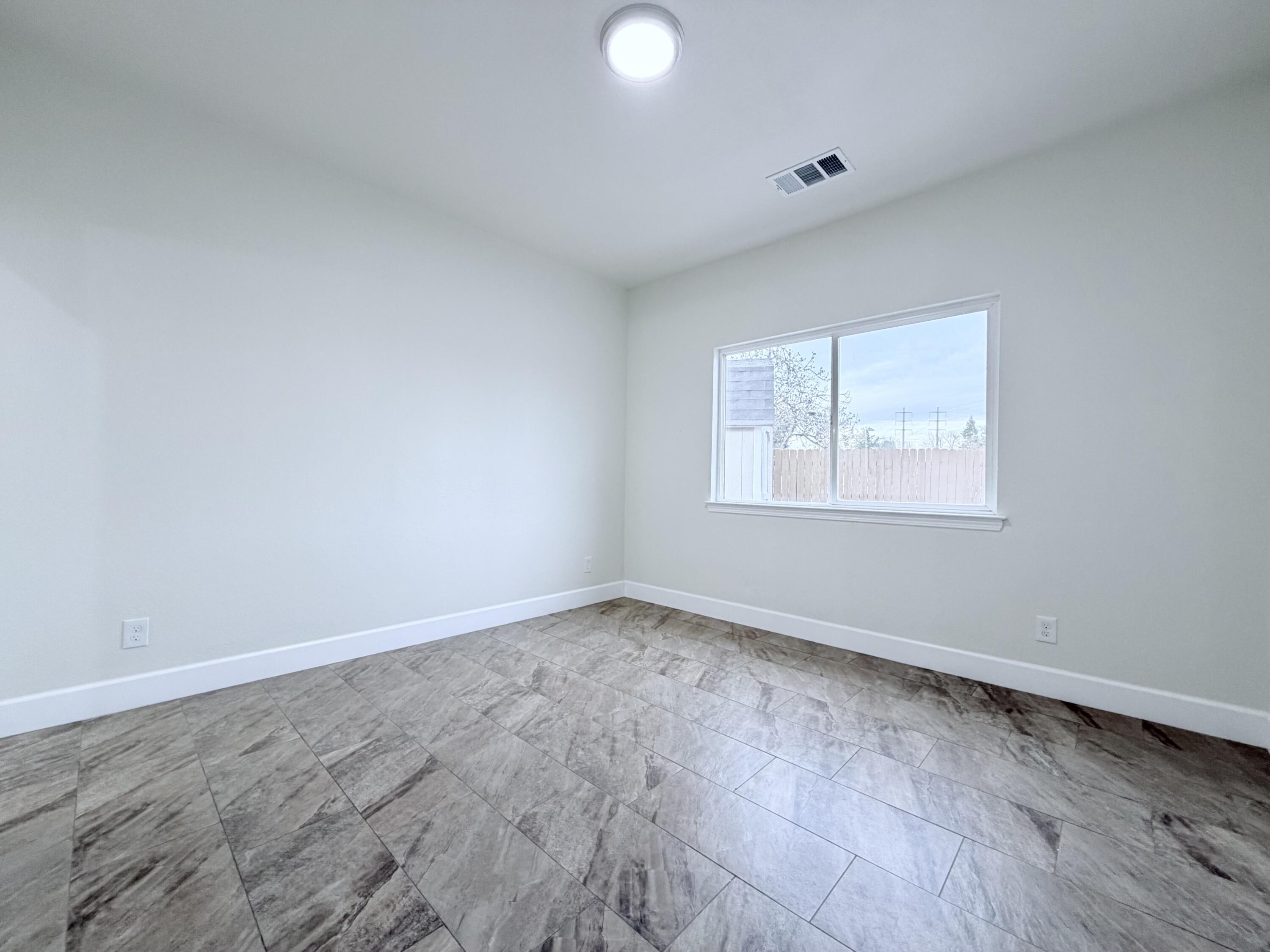 4330 E College Ave, Visalia, CA 93292