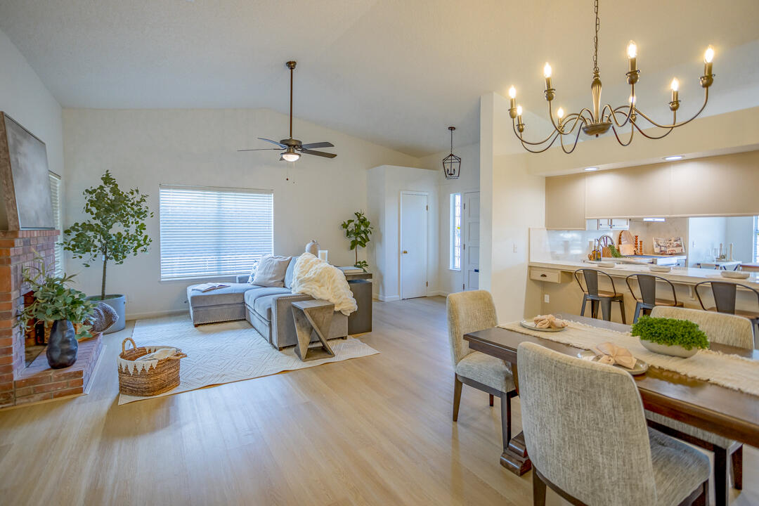 5127 W Westgate Ave, Visalia, CA 93277