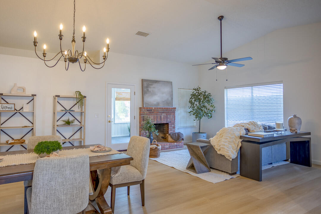 5127 W Westgate Ave, Visalia, CA 93277